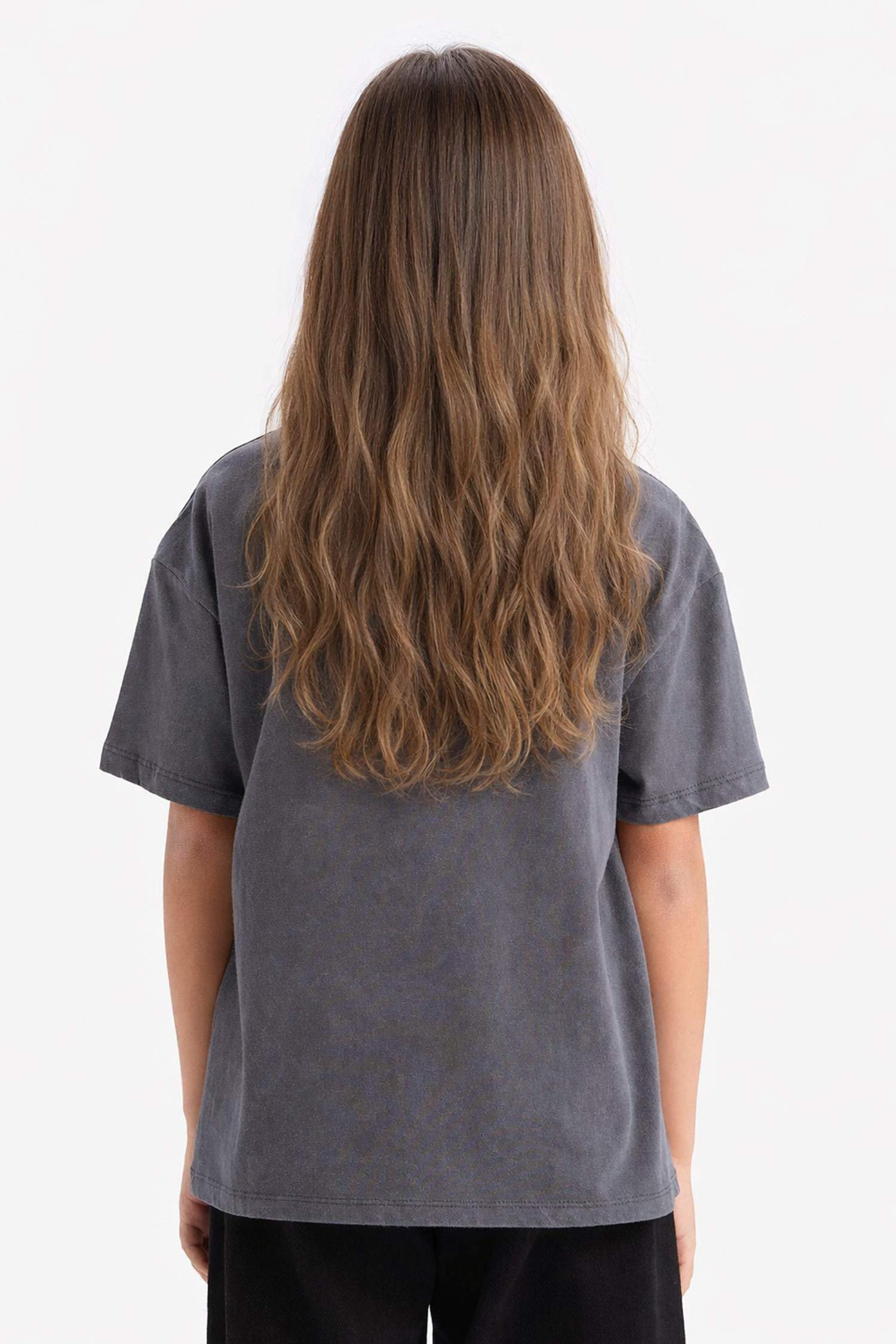 Snoopy Relax Fit Bisiklet Yaka Kısa Kollu Tişört Kız Çocuk