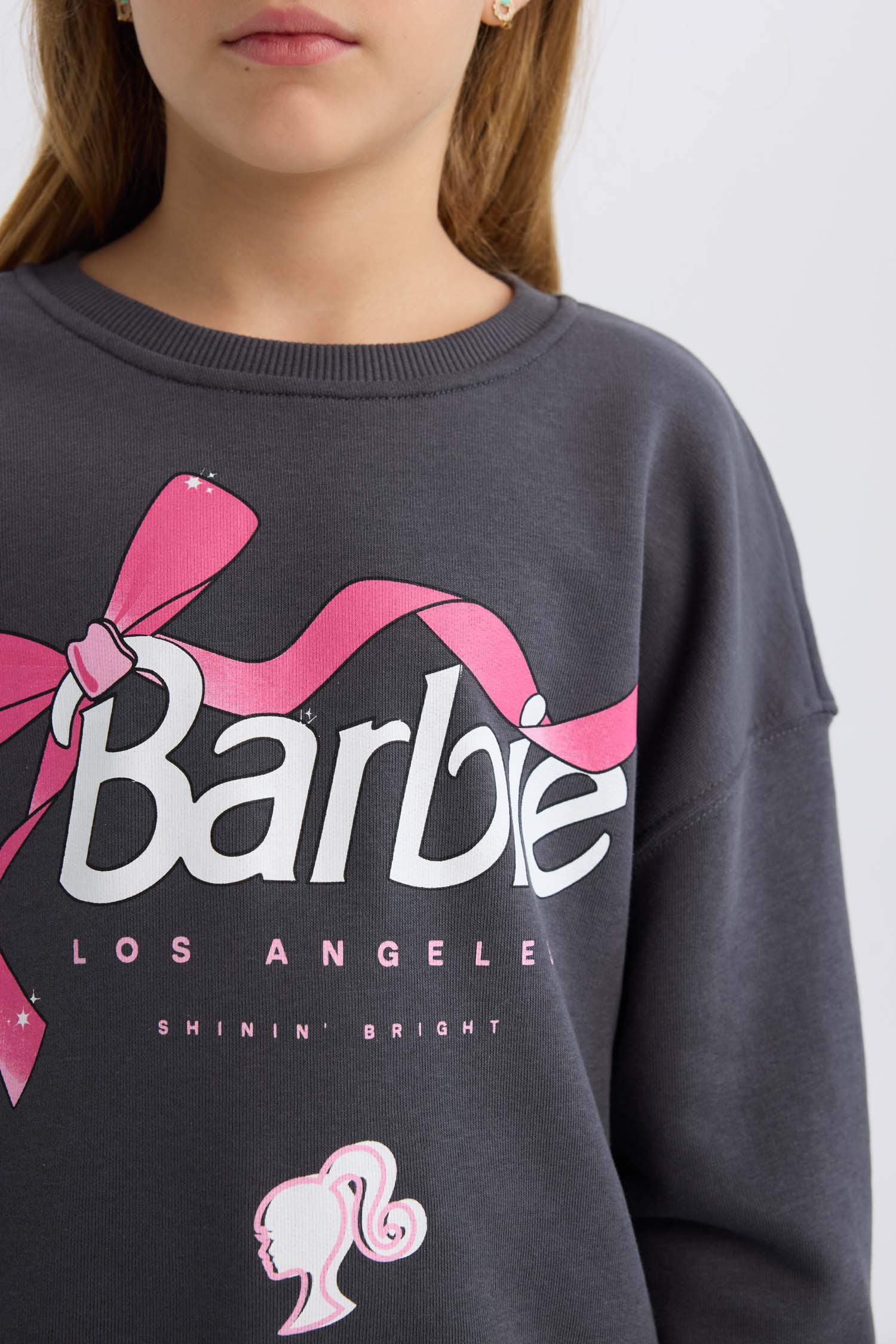 Kız Çocuk Barbie Relax Fit Bisiklet Yaka Sweatshirt