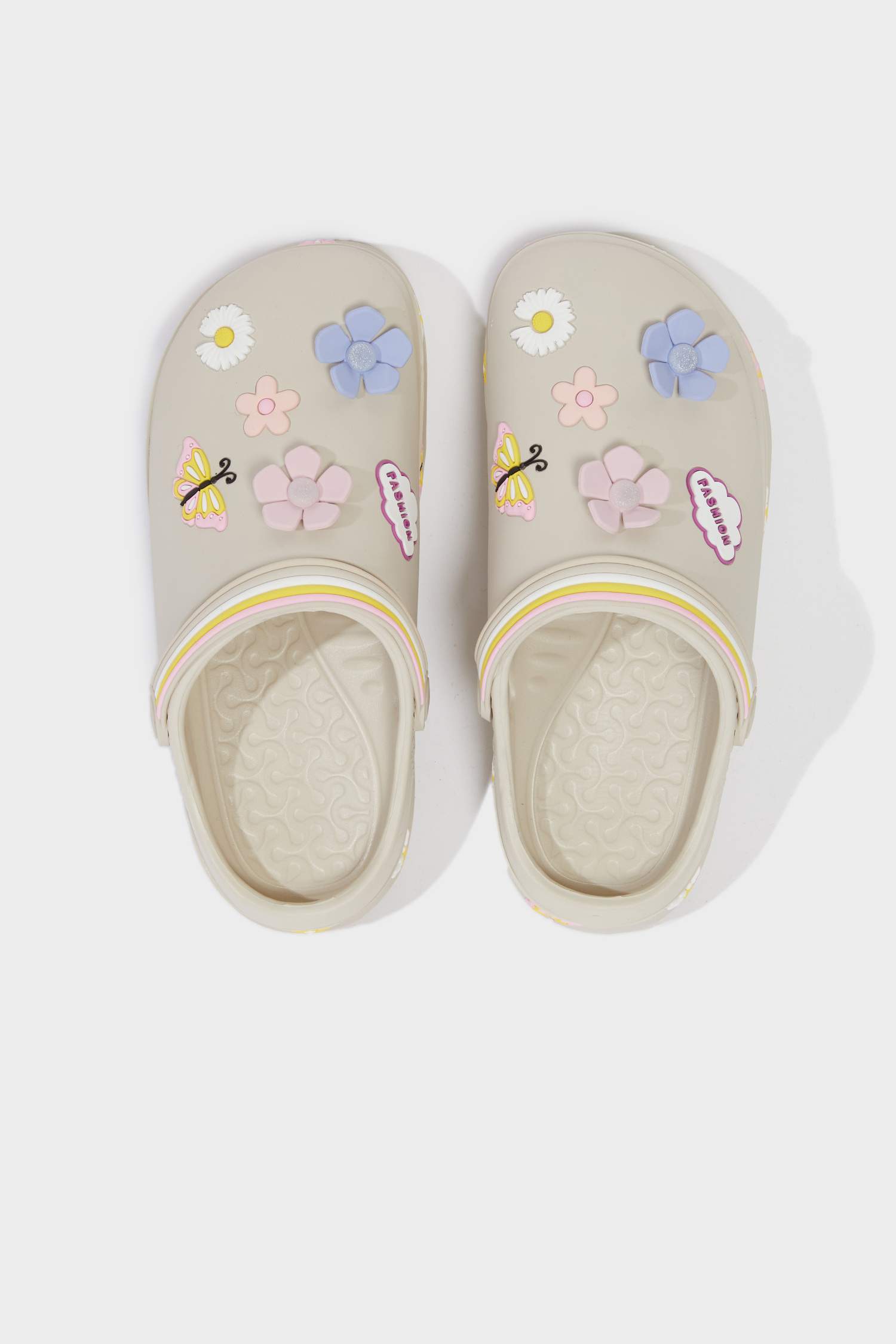 Девочкины сандалии на плоской подошве из эвы