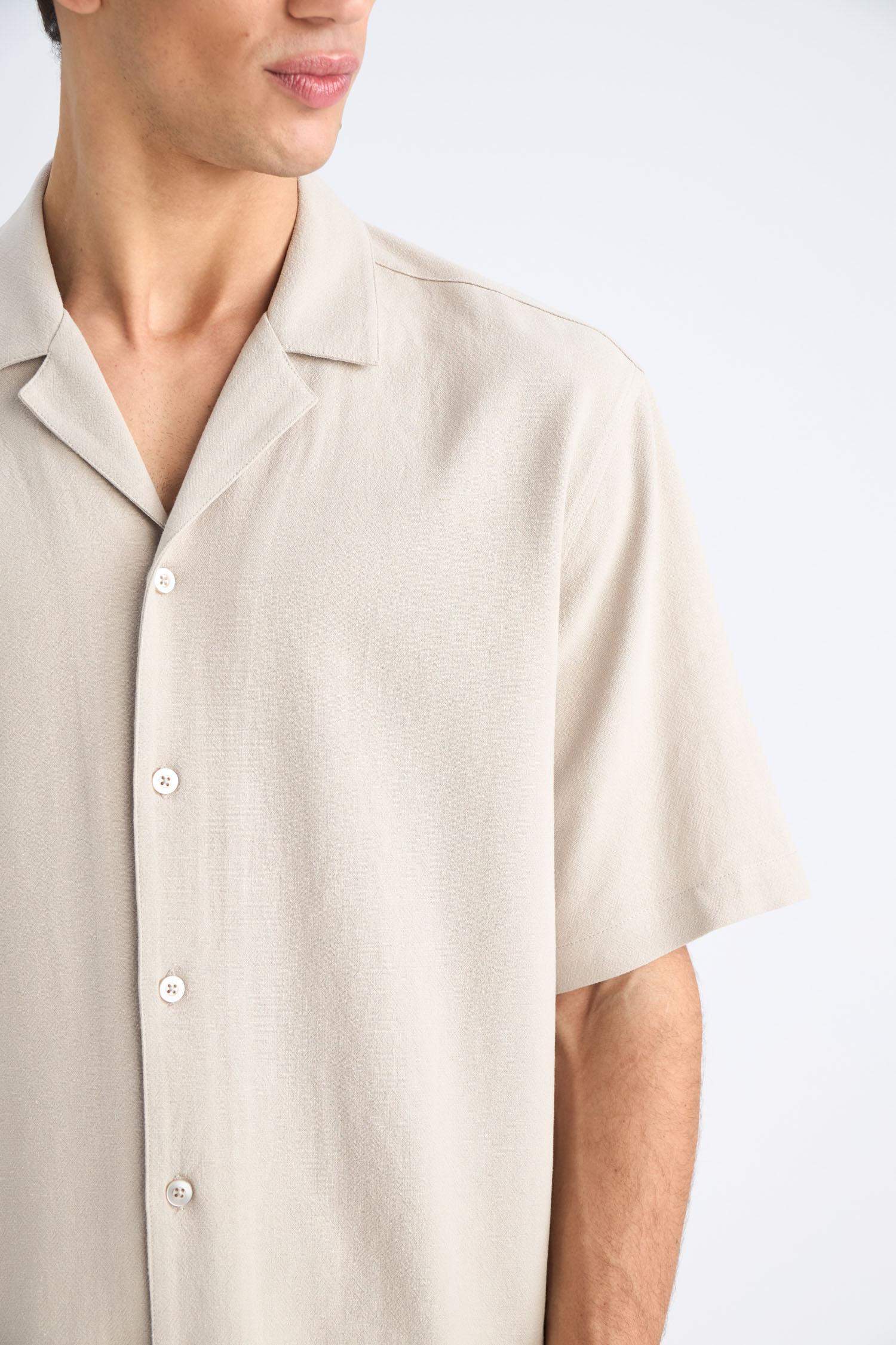 Relax Fit Resort Neck Cotton Short Sleeve Shirt