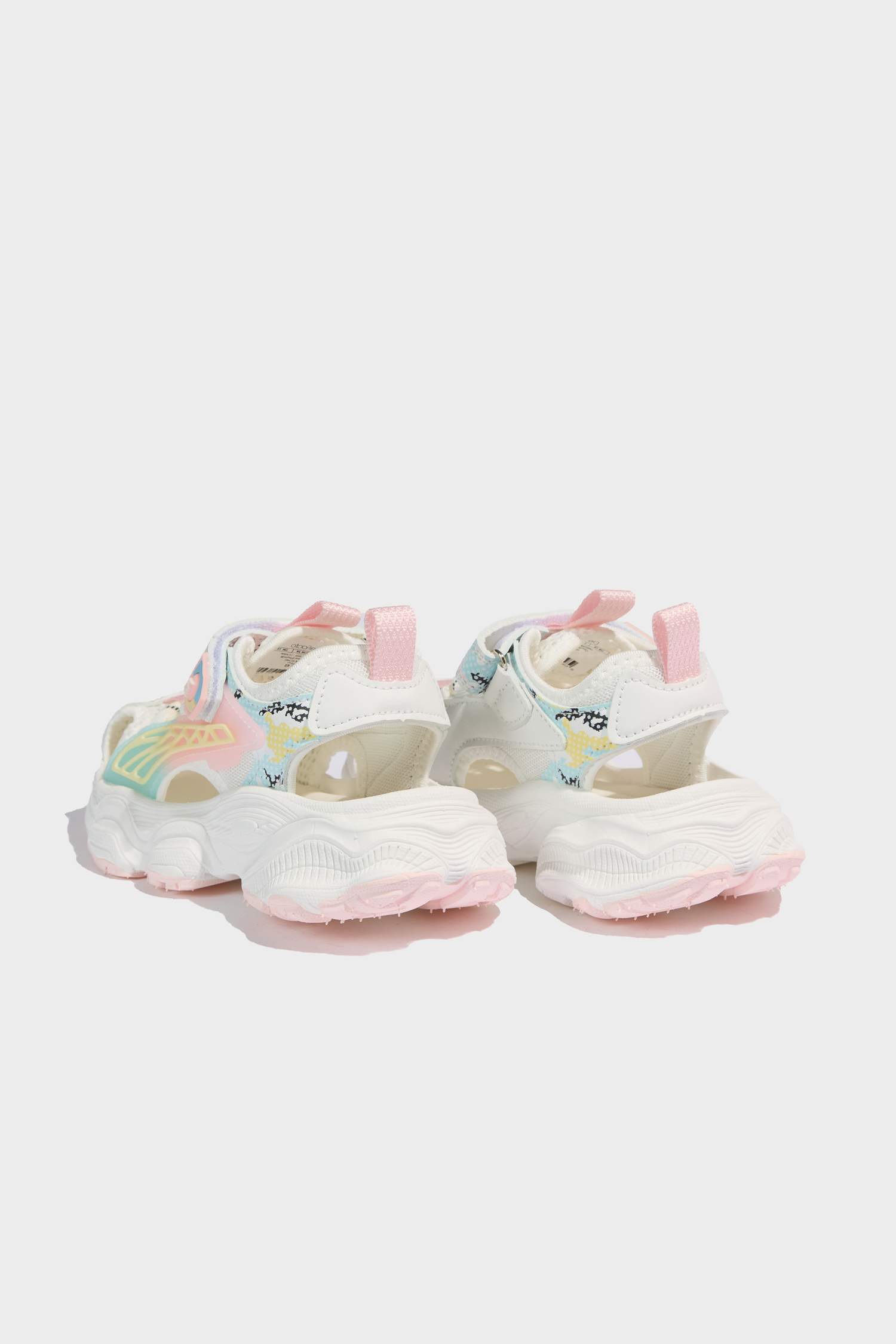 Kız Çocuk Düz Taban Suni Deri Sandalet