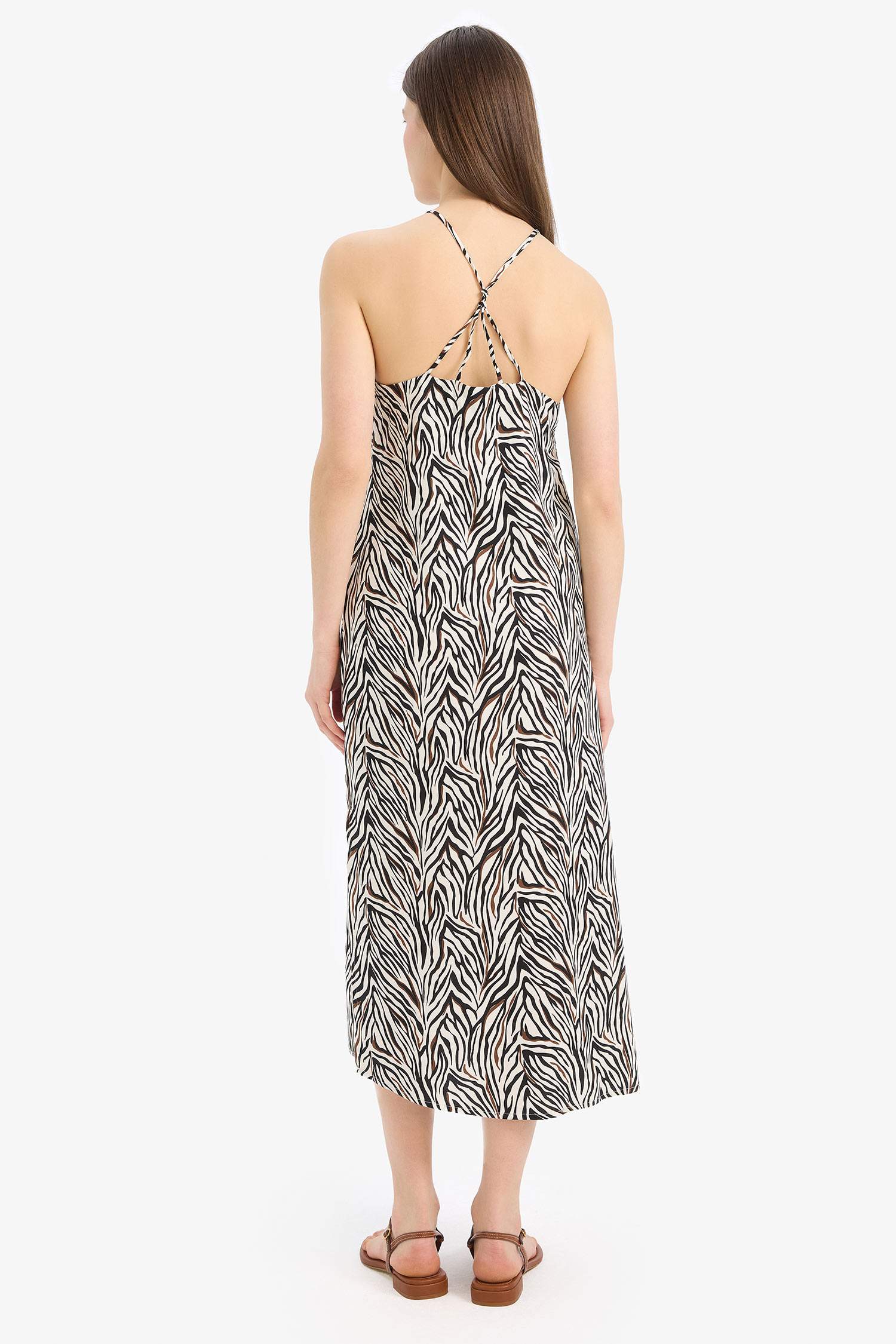 Платье-миди без рукавов с круглым вырезом, прямое, с животным принтом