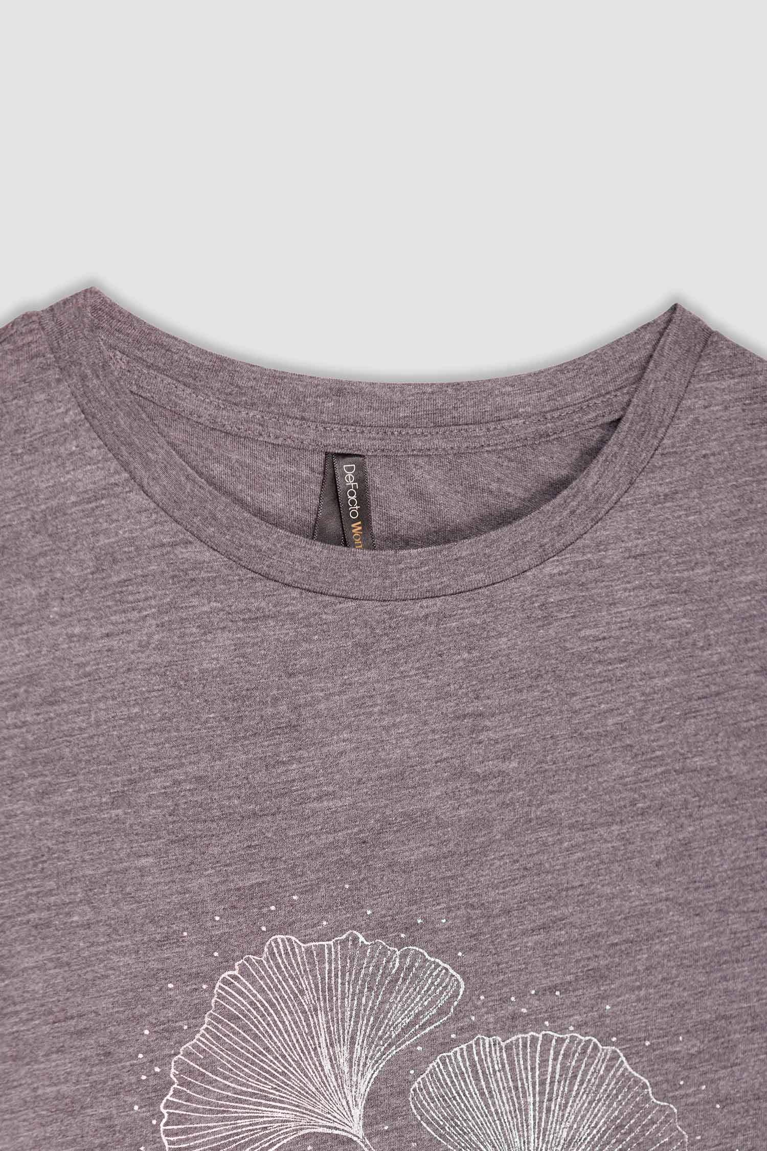 Regular Fit Crew Neck Short Sleeve T-Shirt