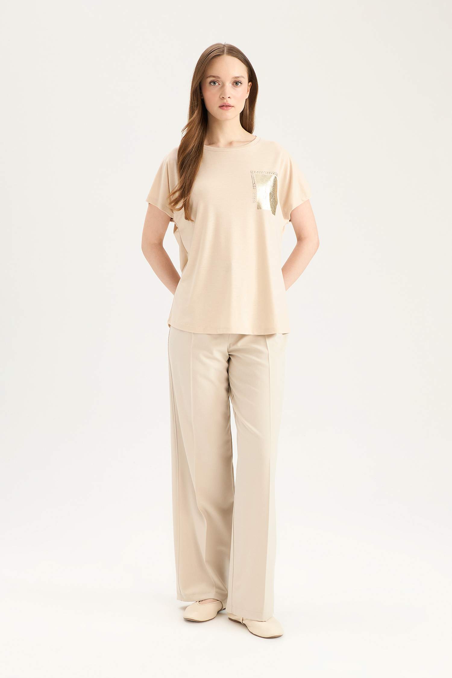 Bisiklet Yaka Baskılı Kısa Kollu Tişört