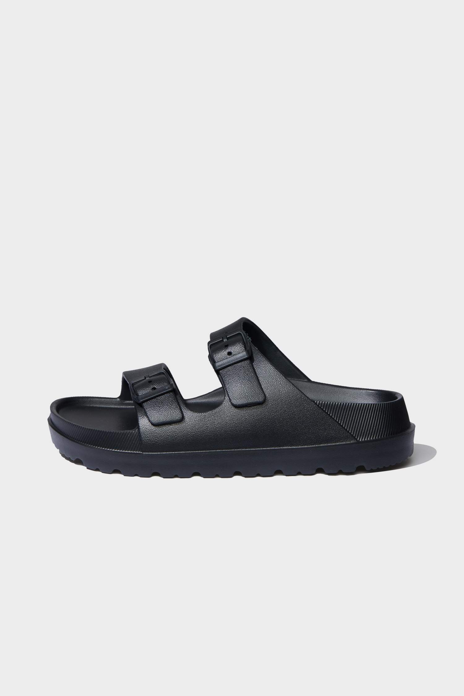 شبشب حريمي إيفا أسود بكعب مسطح بشريط مزدوج