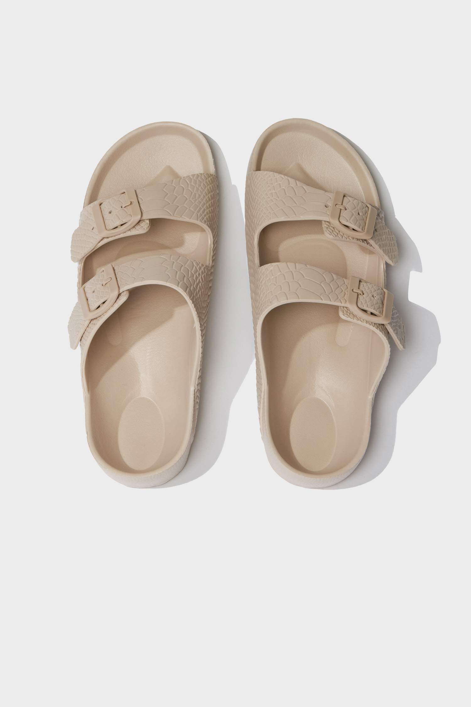 Woman Flat Base Slip On Eva Slippers