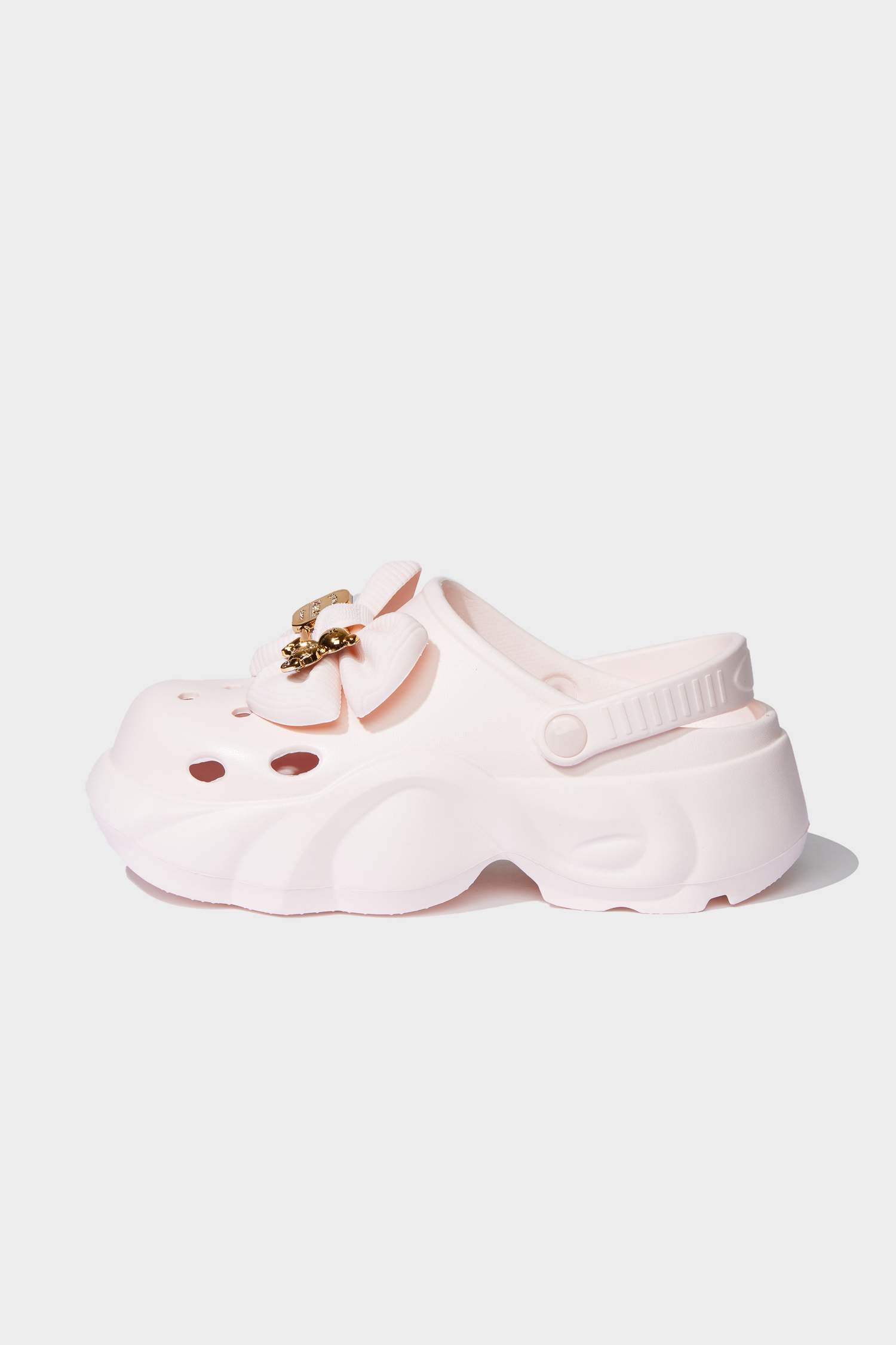 صندل بكعب مسطح