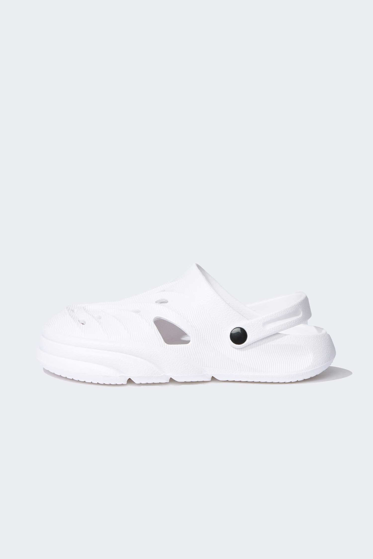 صندل بكعب مسطح