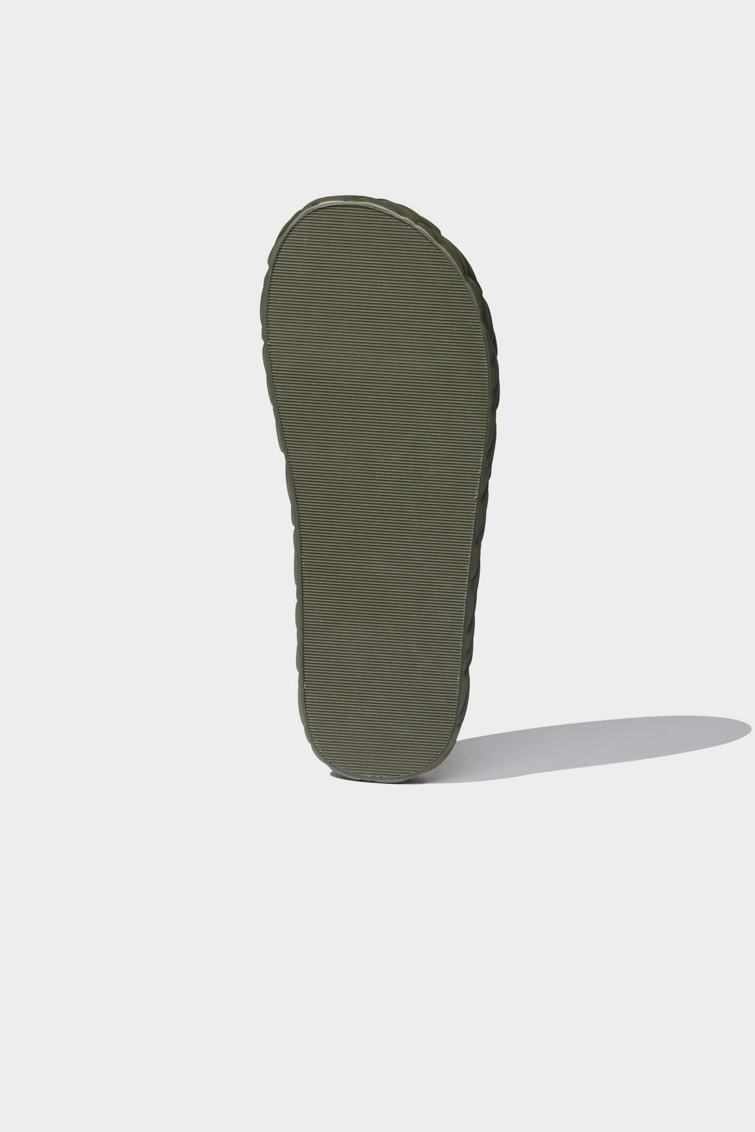 شبشب حريمي فليب فلوب إيفا كاكي بكعب مسطح