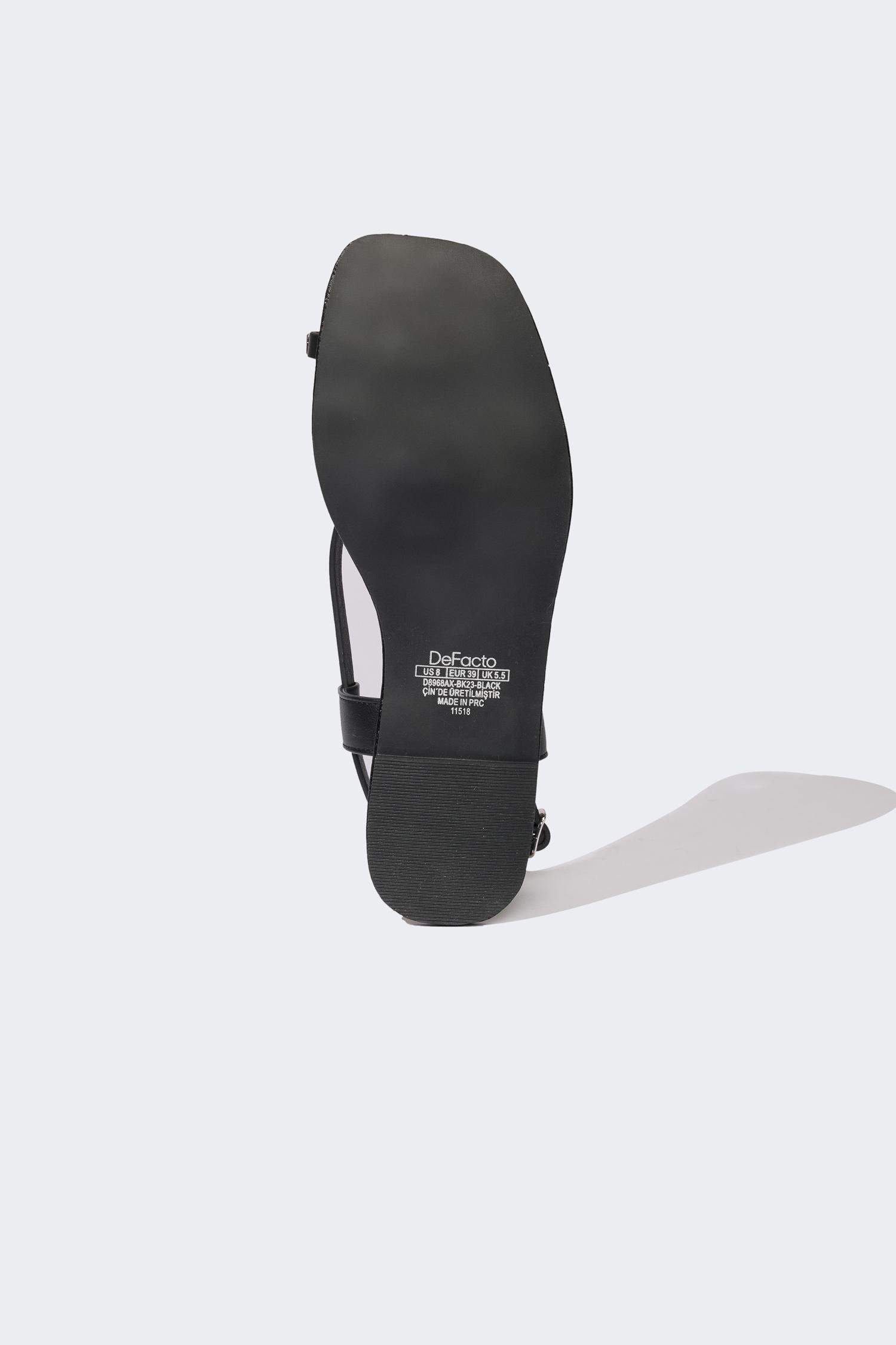 Woman Stoned Flat Sole Faux Leather Sandals