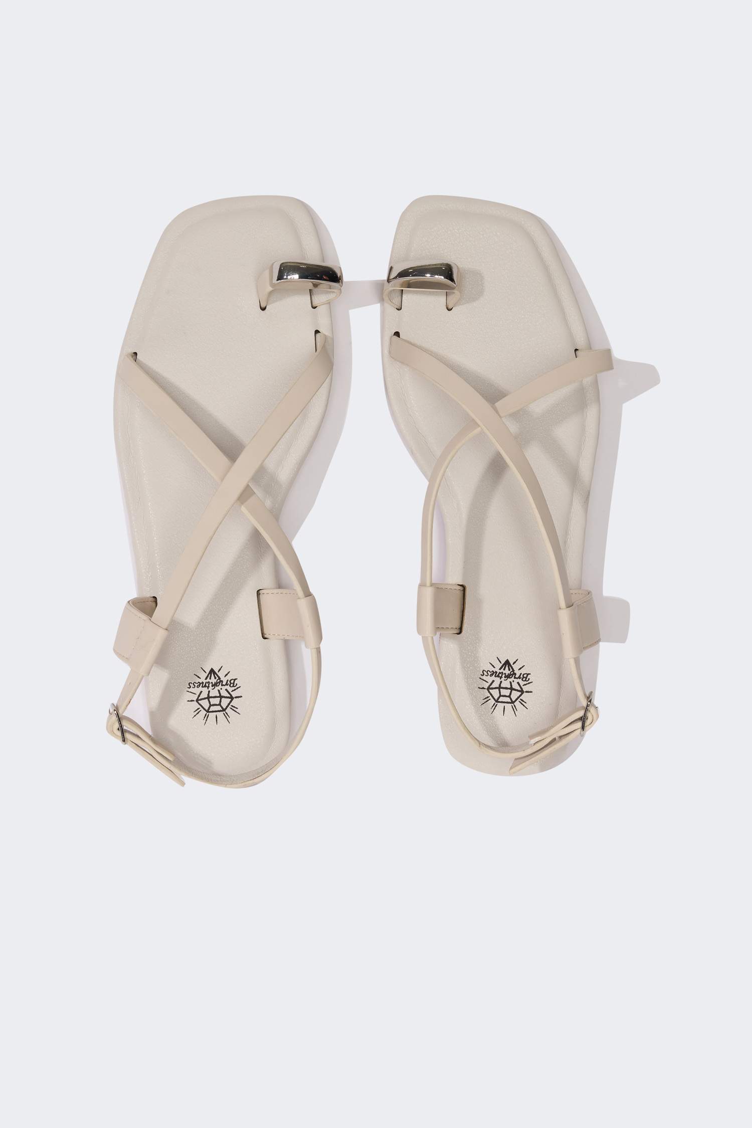 Woman Stoned Flat Sole Faux Leather Sandals