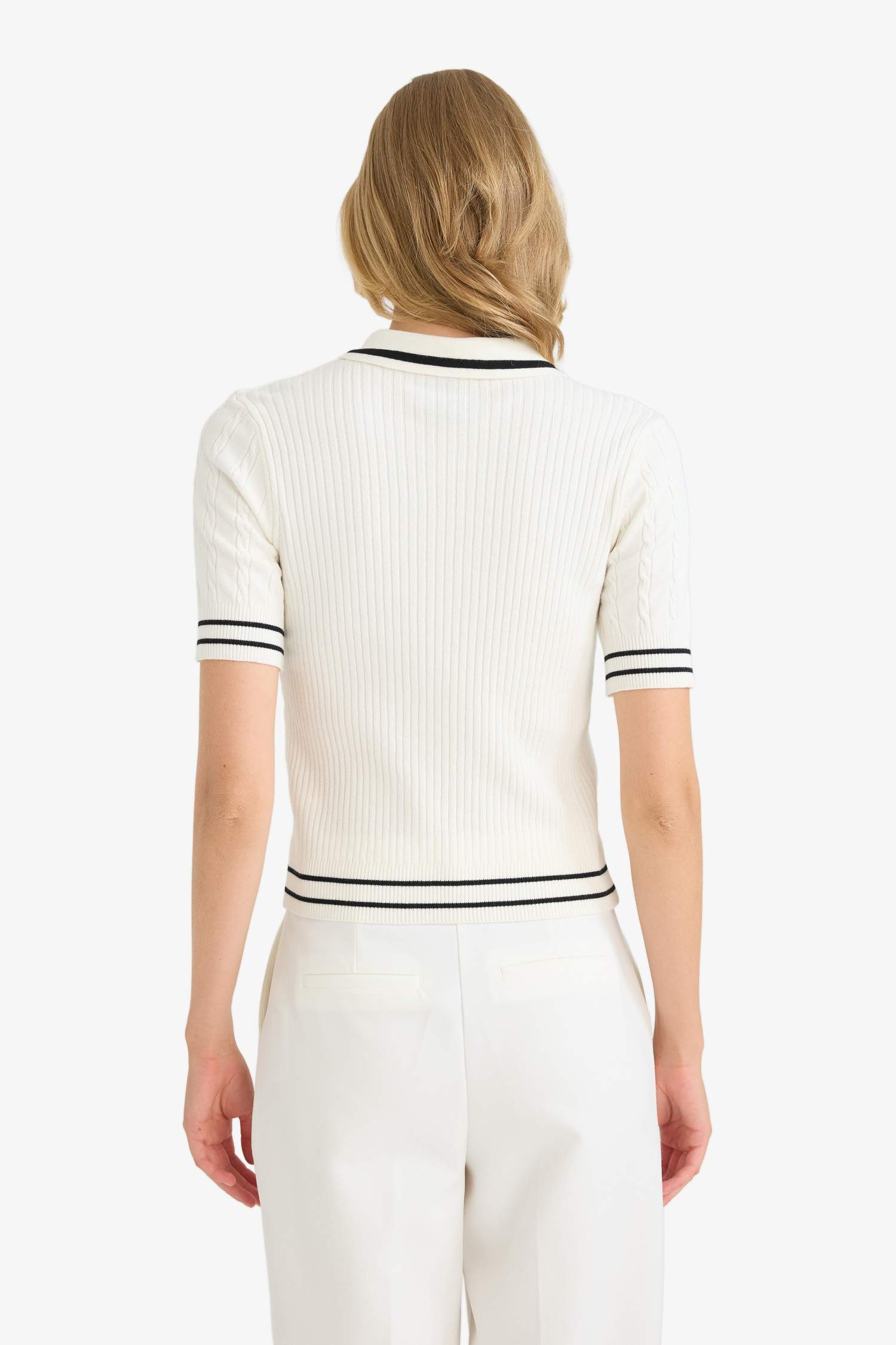 Regular Fit Polo Yaka Kısa Kollu Triko Kazak