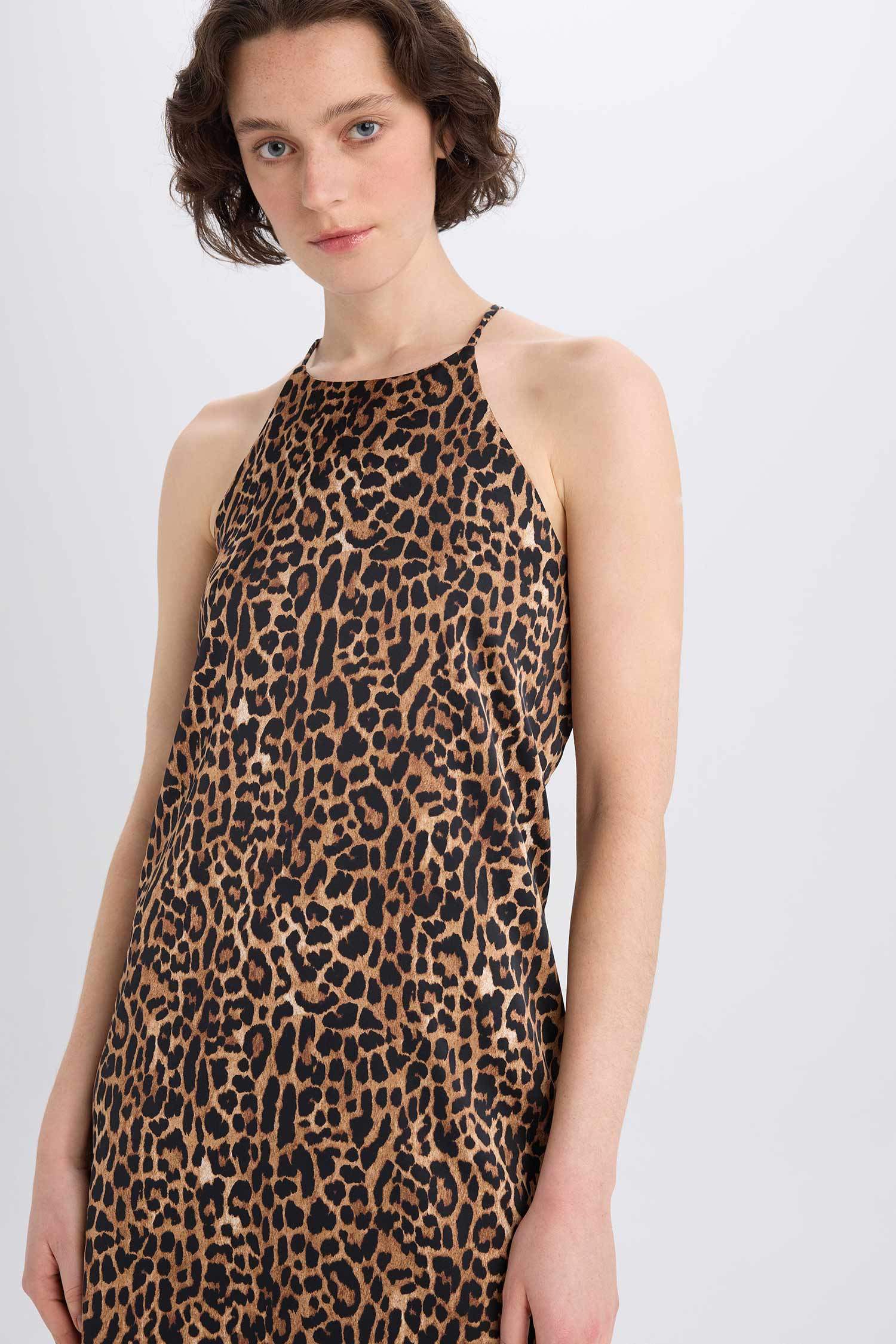 فستان ميدي مطبوعة ستان بدون كم