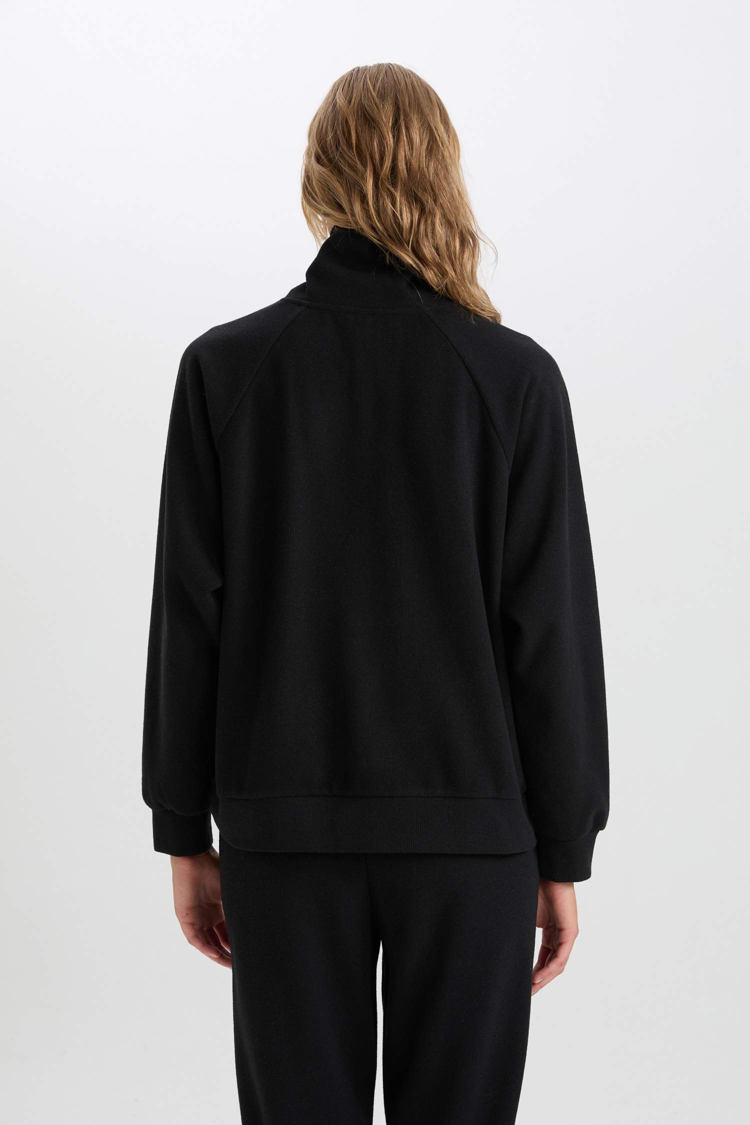 Sweat-shirt Coupe Régulière à manches longues et Col montant à Fermeture Zip