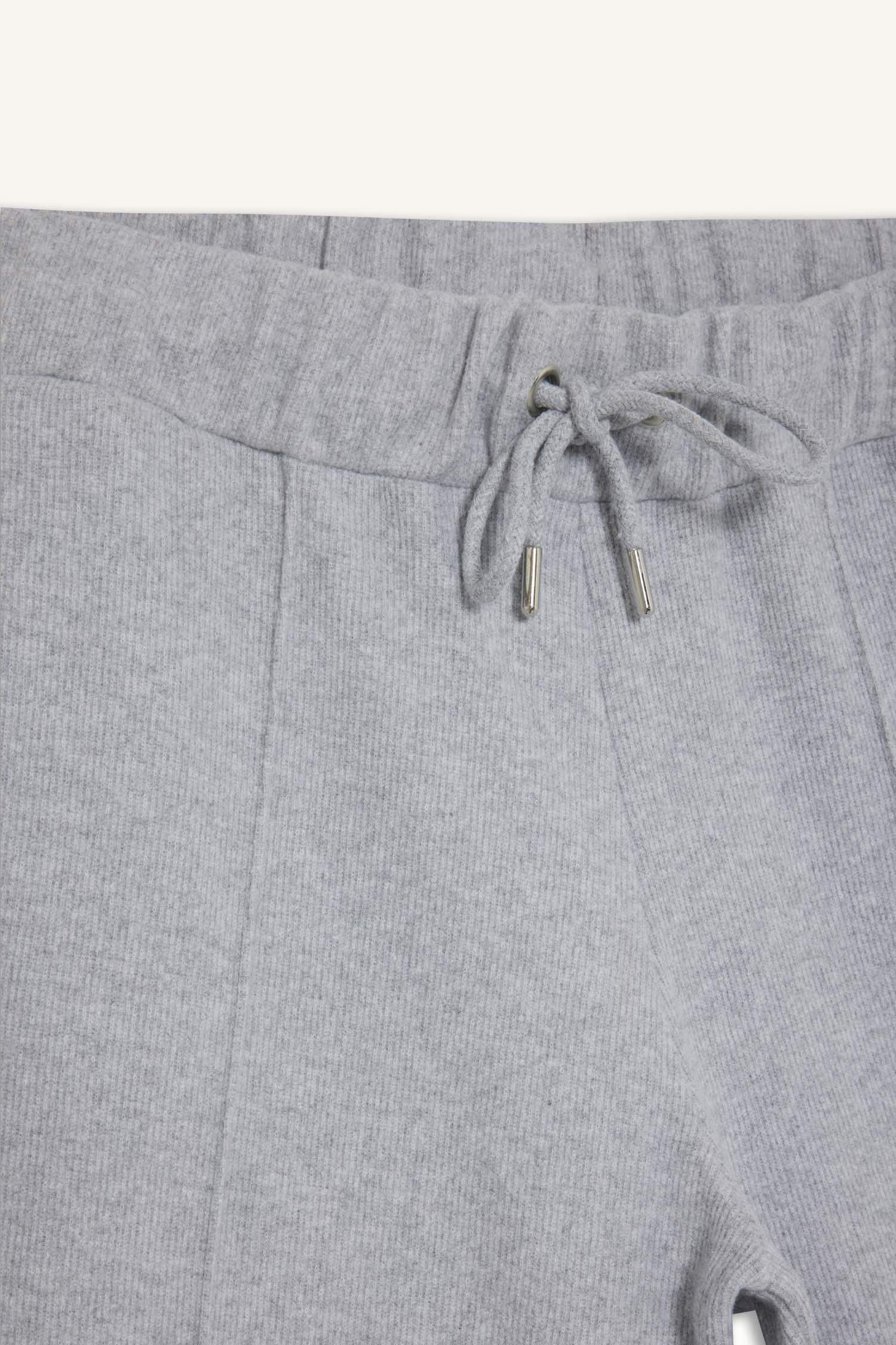 Regular Fit Pantolon Beli Lastikli Basic Düz Bağcıklı Cepli Paça Katlamalı Uzun Boy