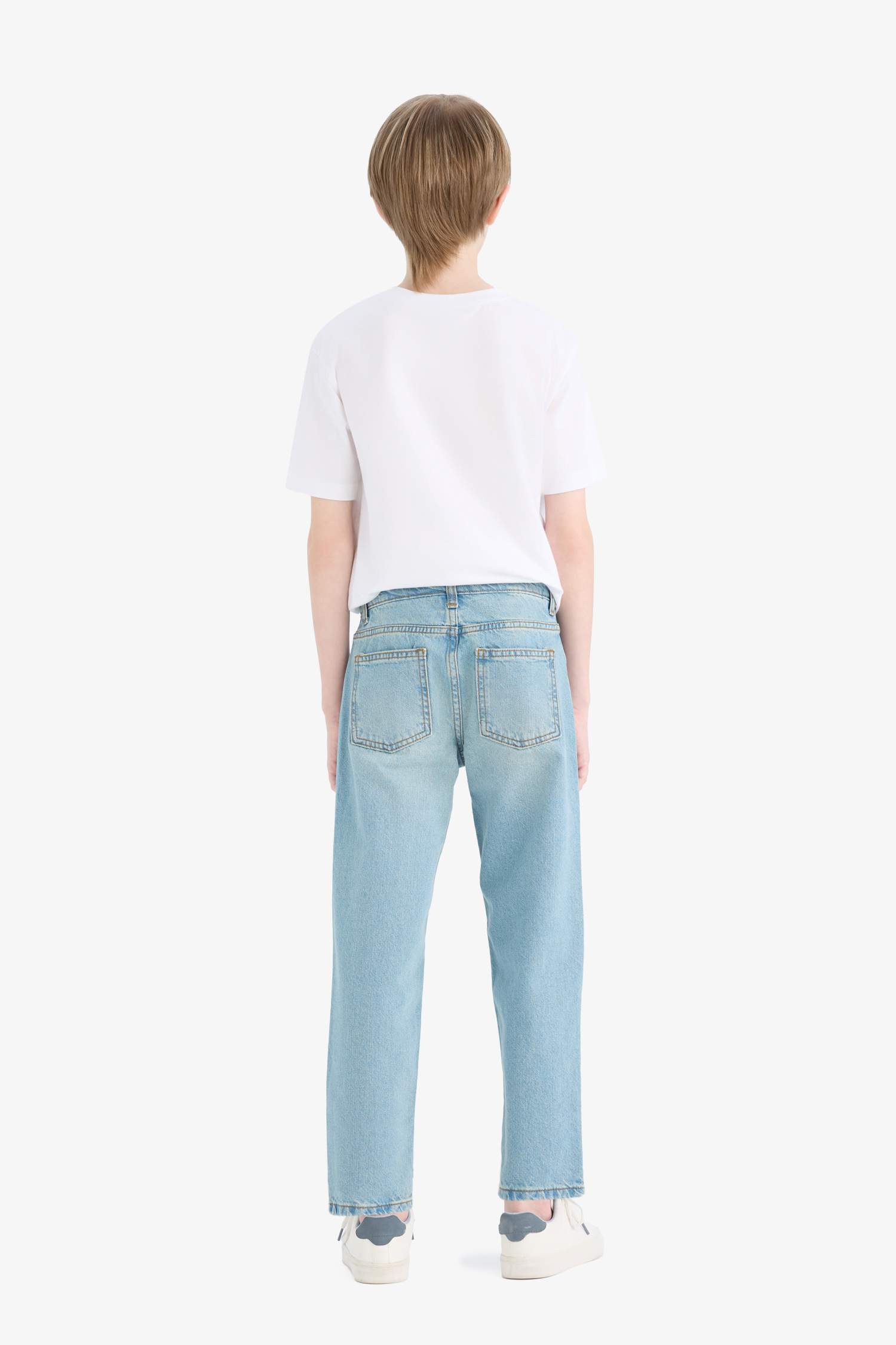 Boy Straight Fit Straight Leg Jeans