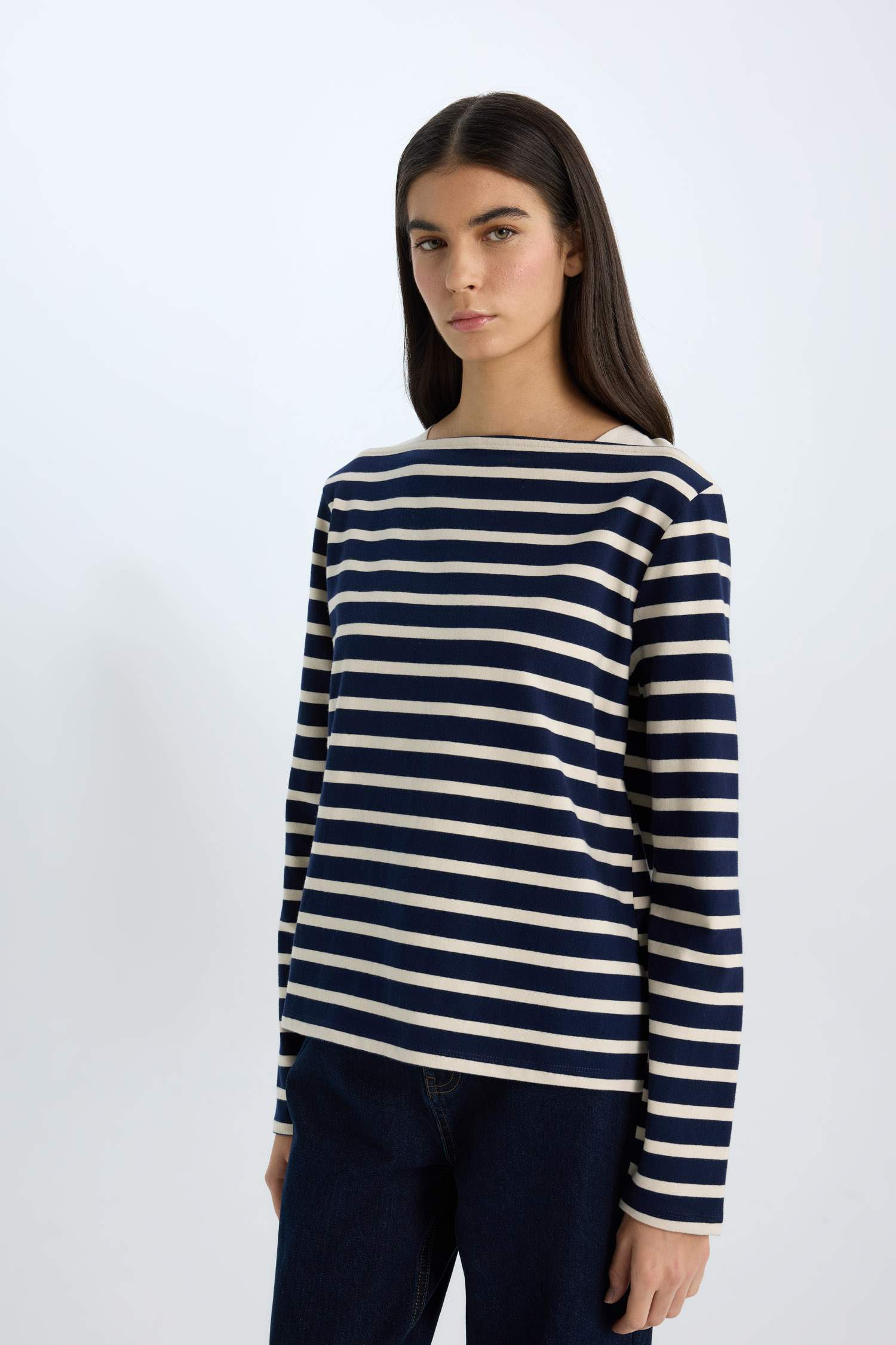 Regular Fıt Bisiklet Yaka Çizgili Penye Uzun Kollu Tişört