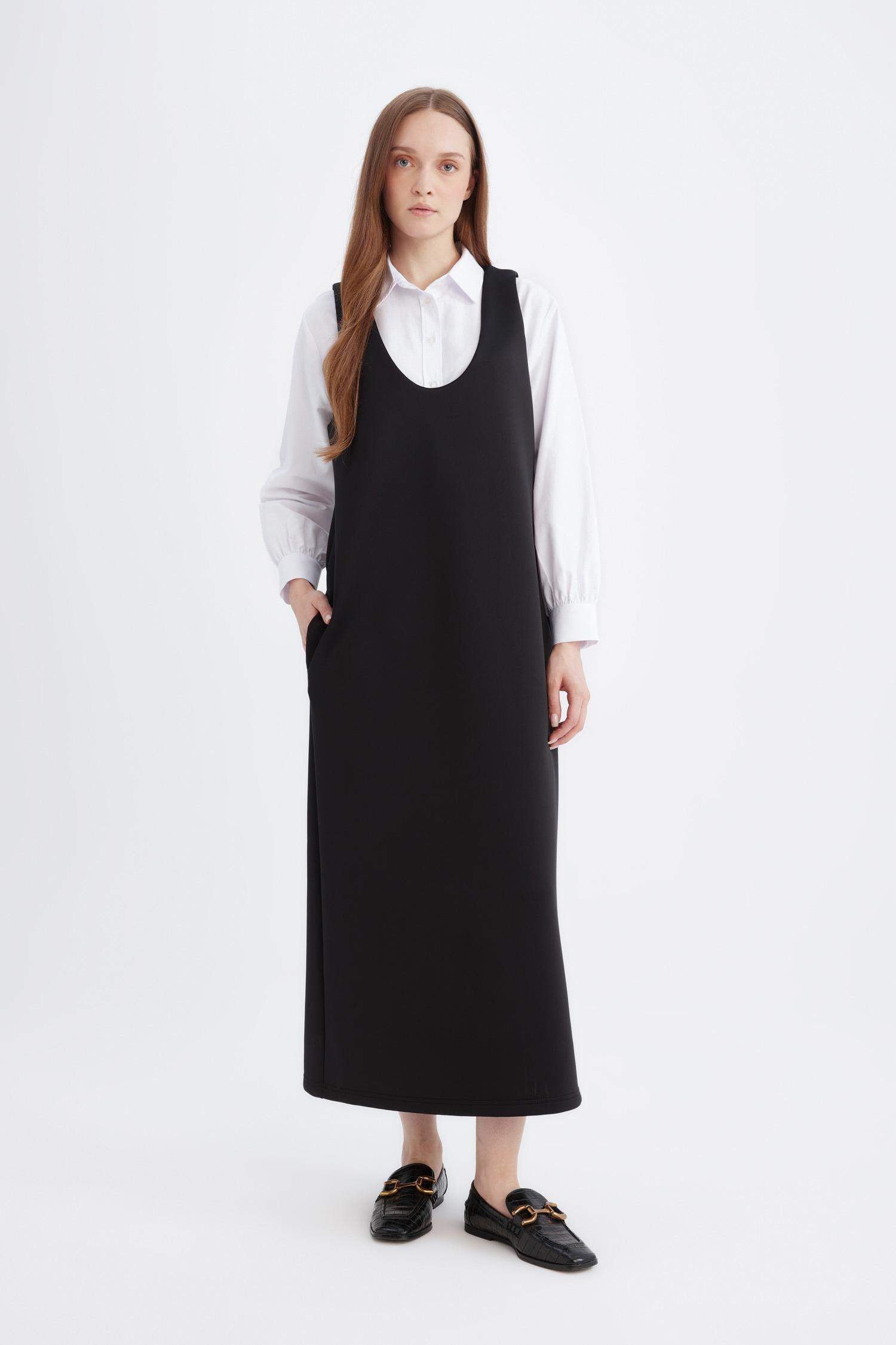 Relax Fit Yuvarlak Yaka Skuba Dalgıç Kumaş Kolsuz Siyah Midi Elbise