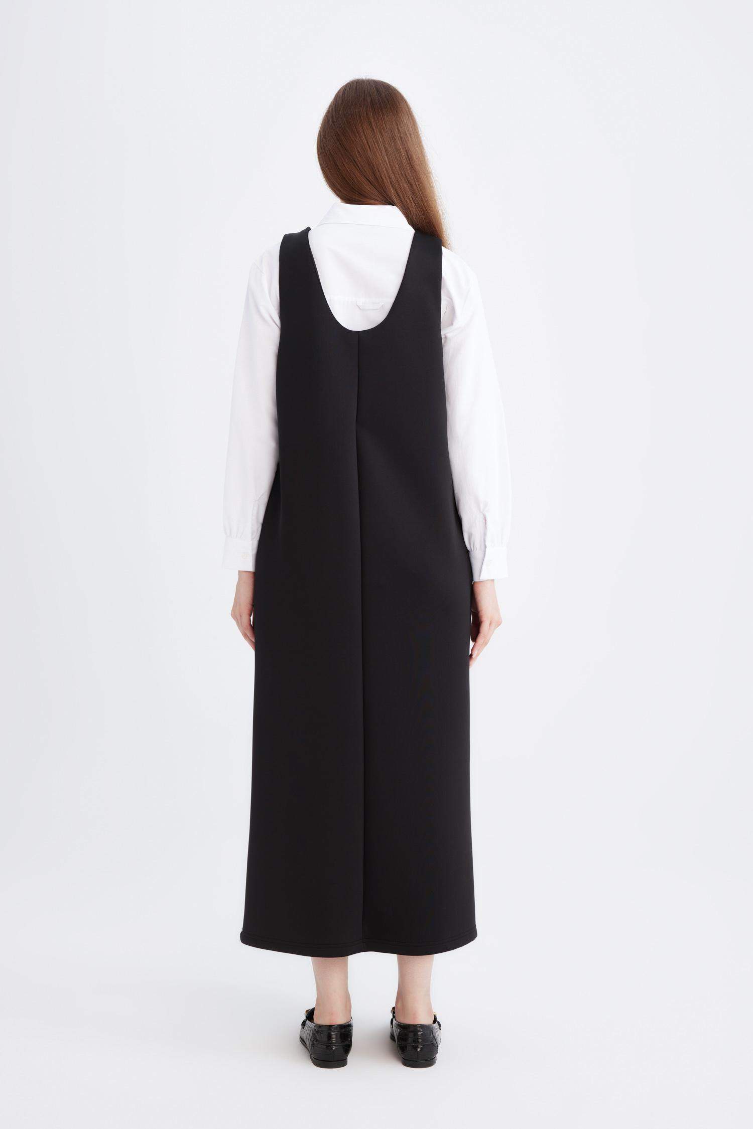 Relax Fit Yuvarlak Yaka Skuba Dalgıç Kumaş Kolsuz Siyah Midi Elbise