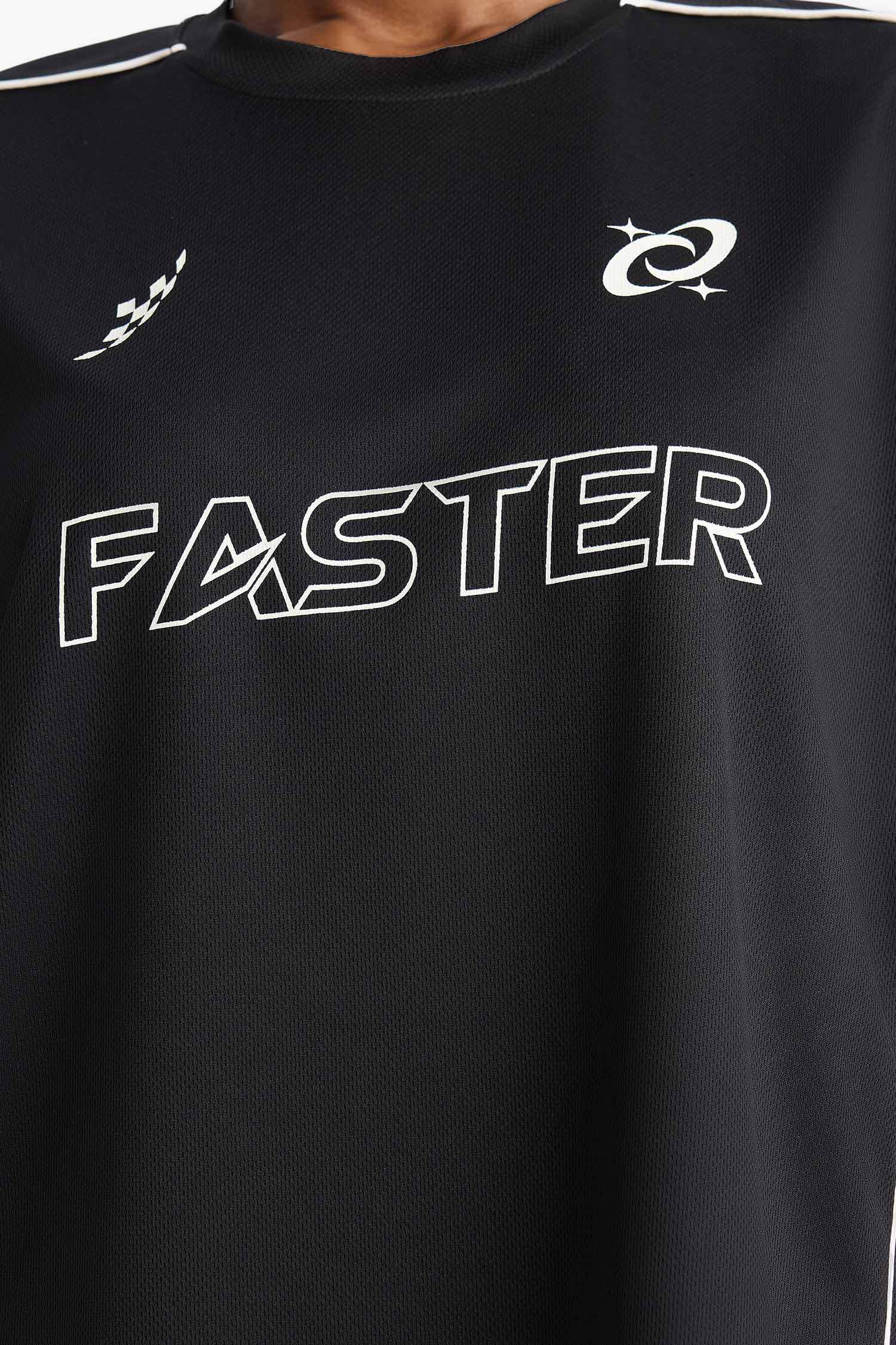 تيشيرت رياضي مطبوع اوفر سايز من DeFactoFit