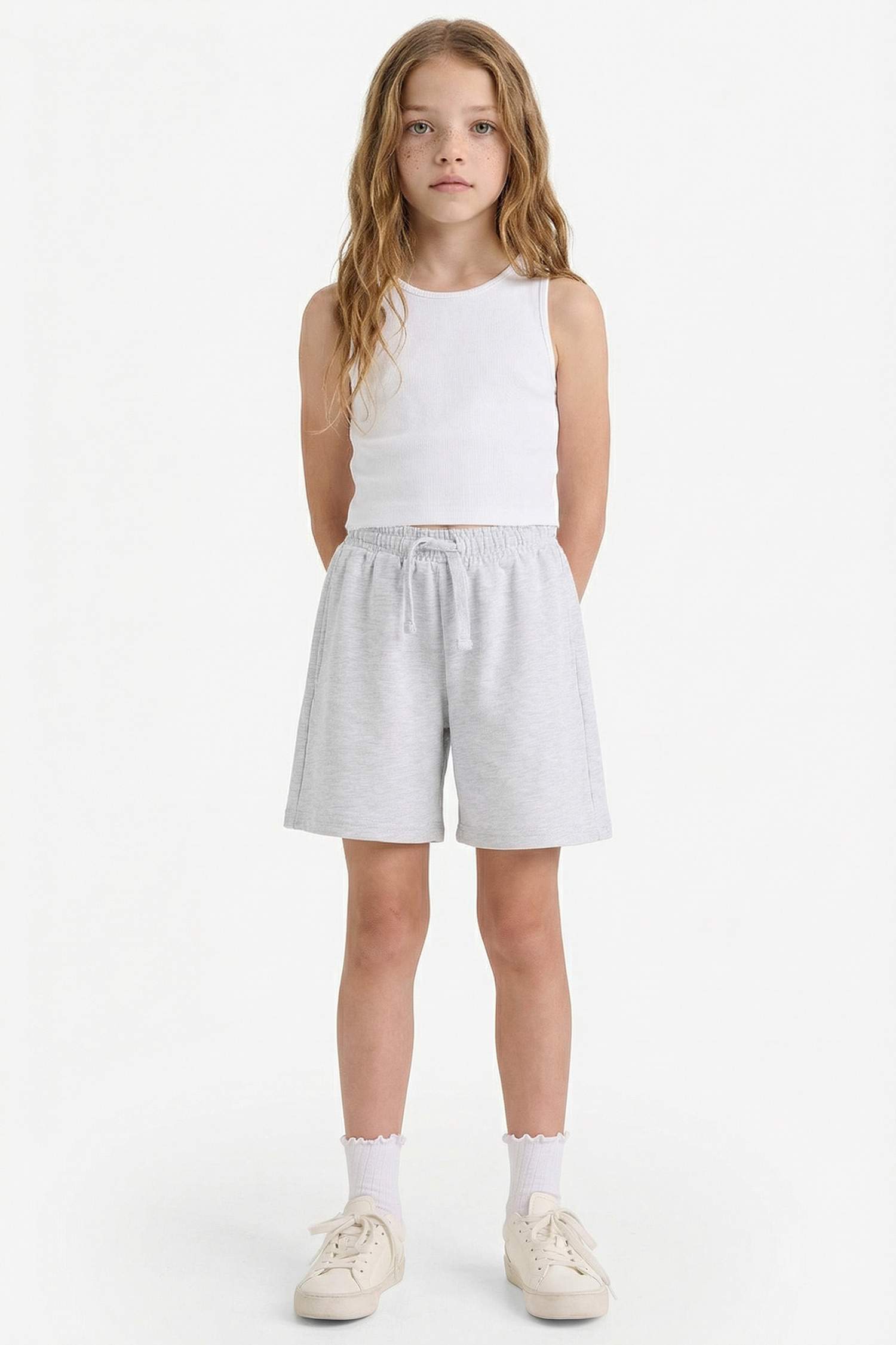 شورت بناتي قماش خفيف قصة مريحة وخصرمطاطي