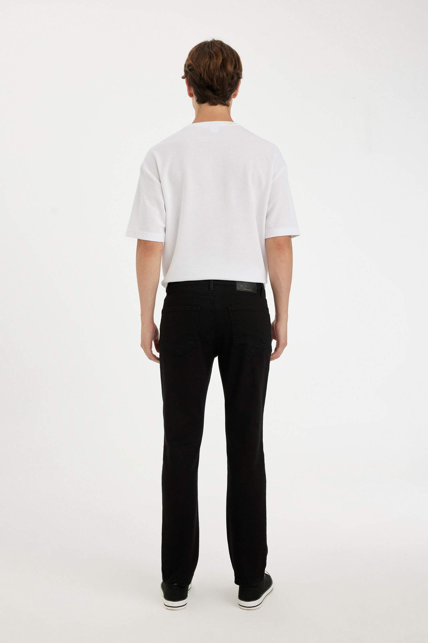 Jean à coupe droite à taille normale