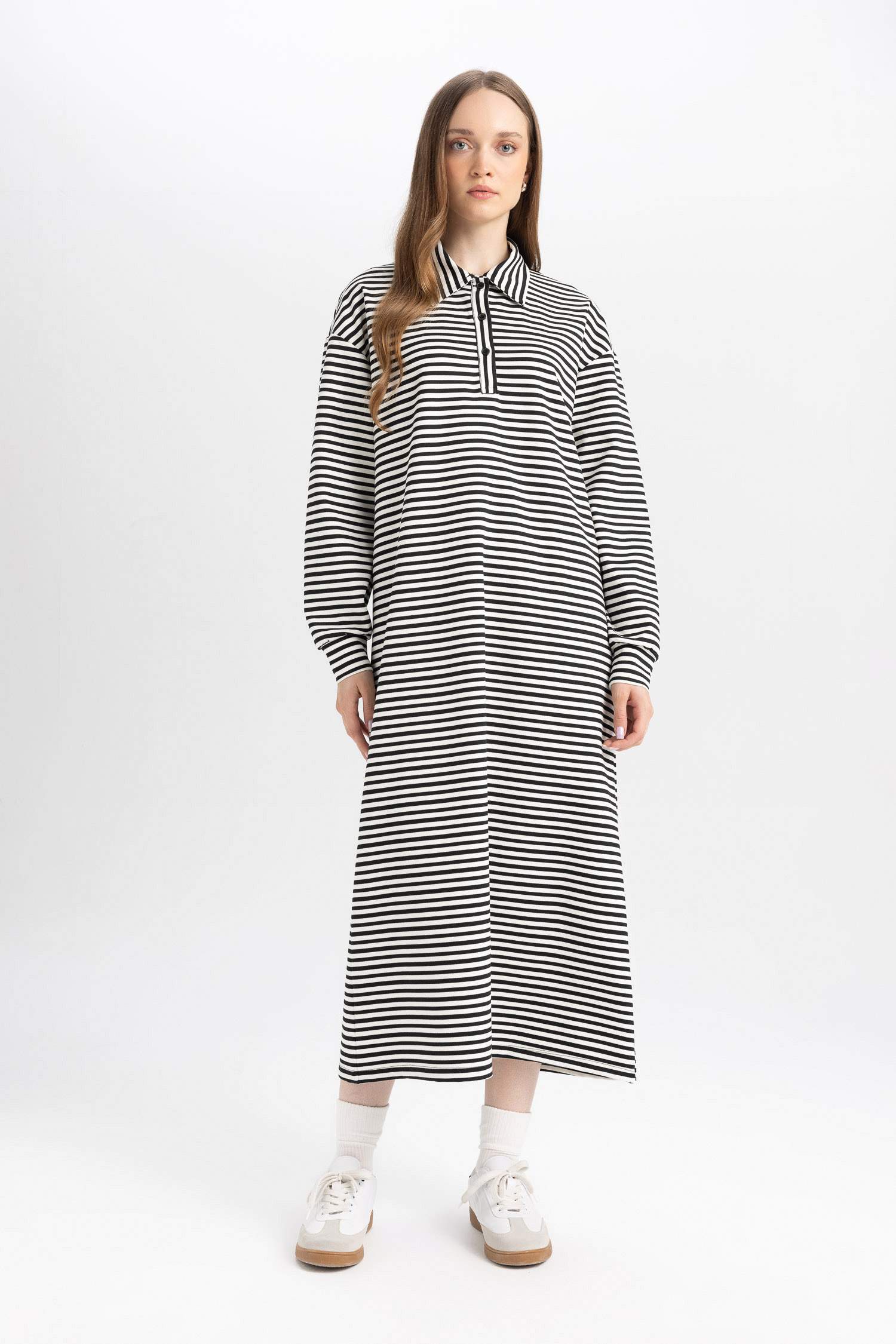 فستان قصة مريحة