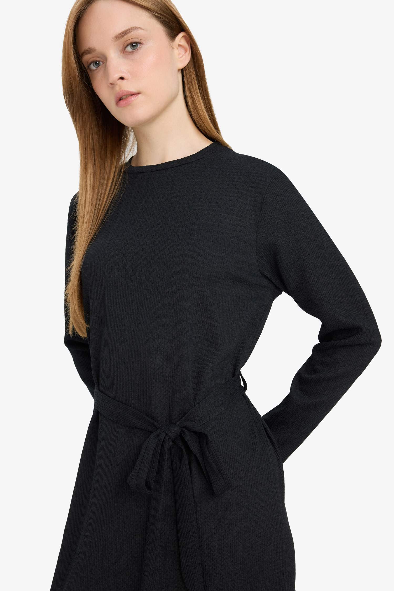 Regular Fit Bisiklet Yaka Bağlamalı Uzun Kollu Maxi Elbise