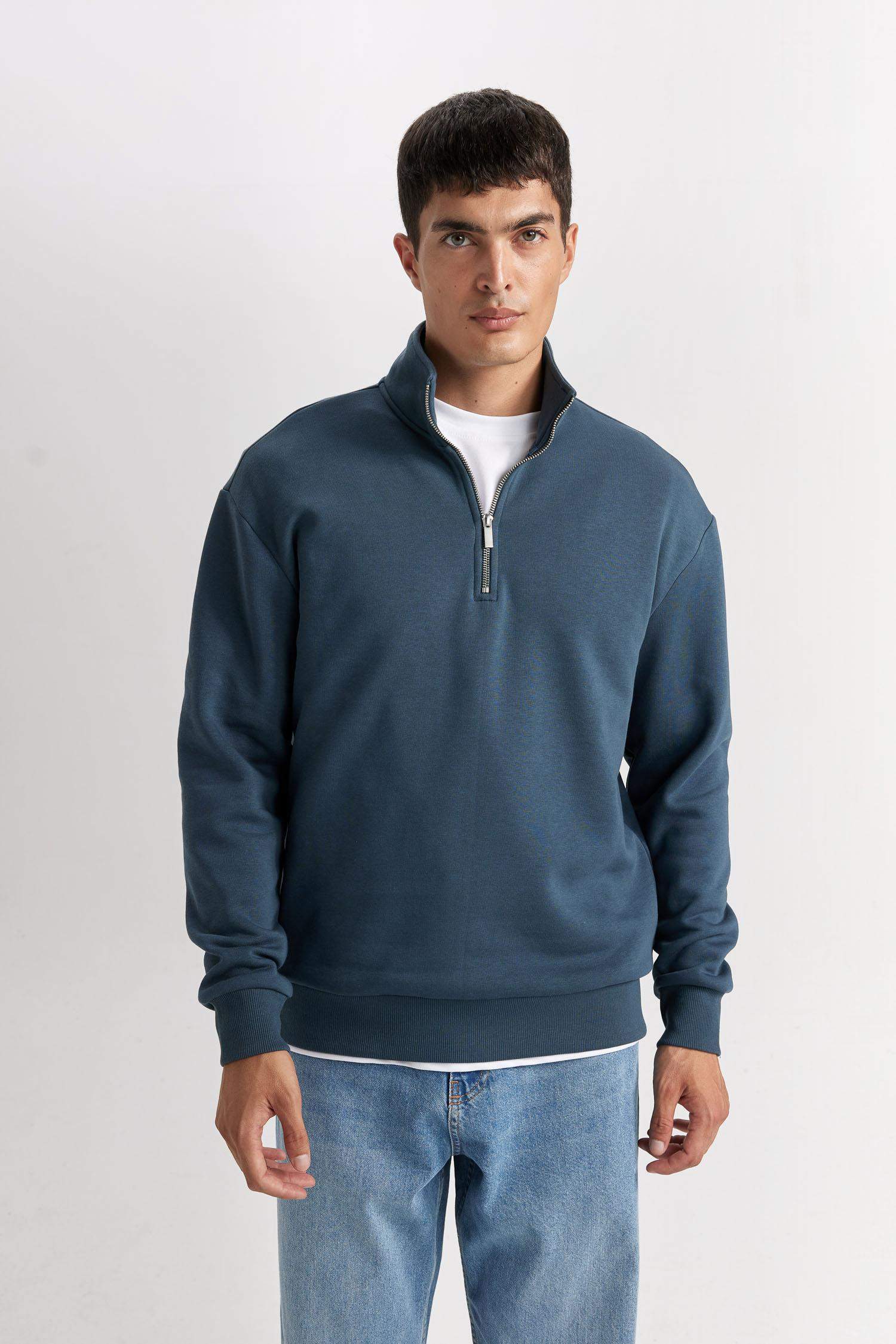 3 İplik Pamuklu Şardonlu İçi Polarlı Comfort Regular Fit Rahat Kalıp Dik Yaka Fermuarlı Kalın Sweatshirt