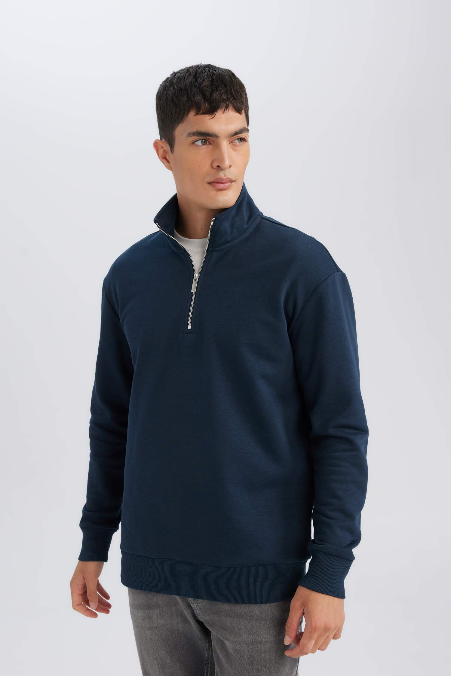 Lacivert 3 İplik Pamuklu Şardonlu İçi Polarlı Comfort Regular Fit Rahat Kalıp Dik Yaka Fermuarlı Kalın Sweatshirt
