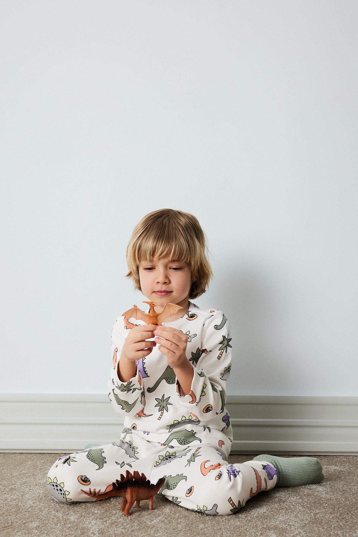 Baby Boy Dinosaur Printed Top Bottom 2 Piece Pajama Set