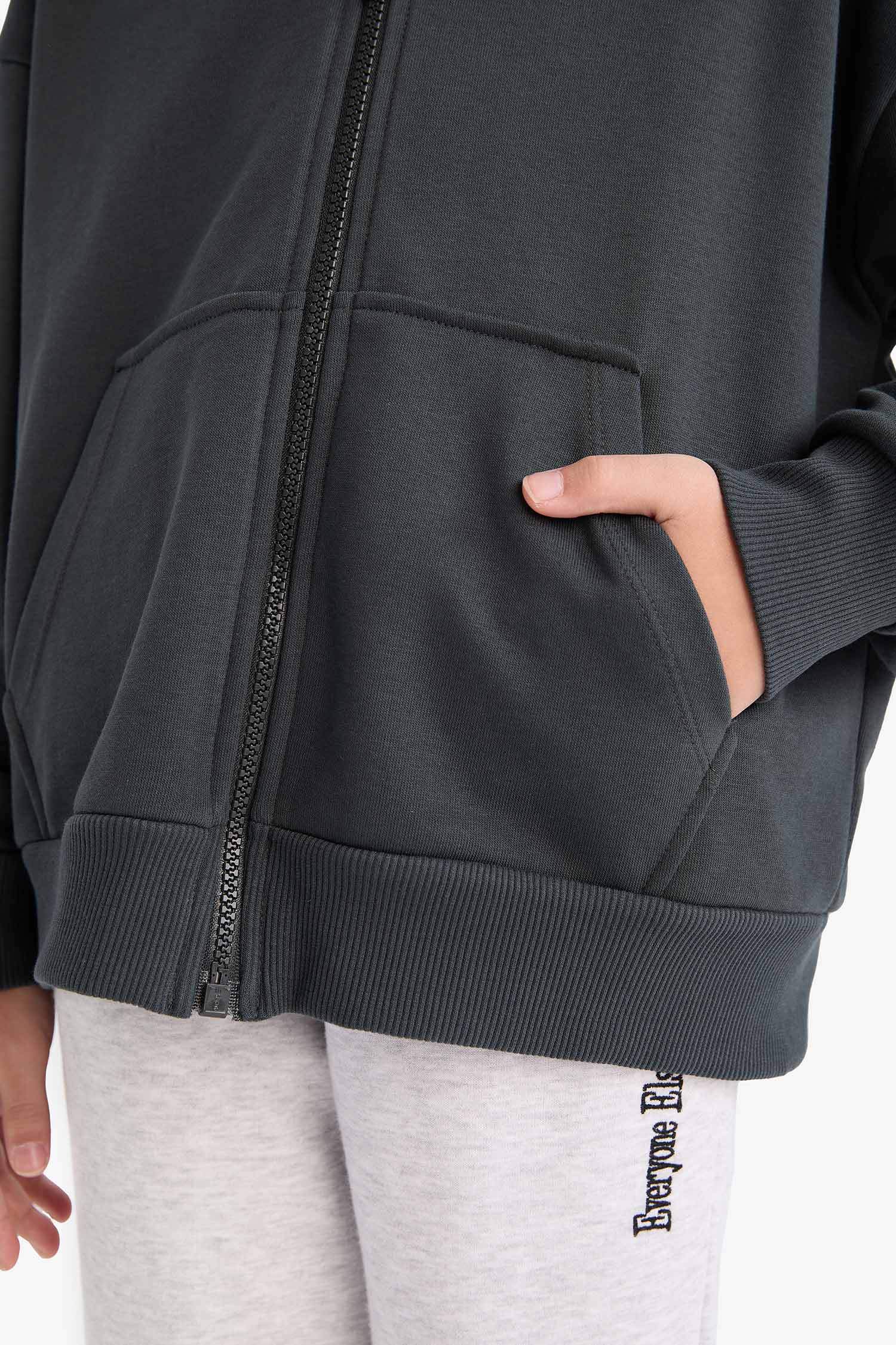 Girl Hooded Basic Pocket Zippered Sweatshirt