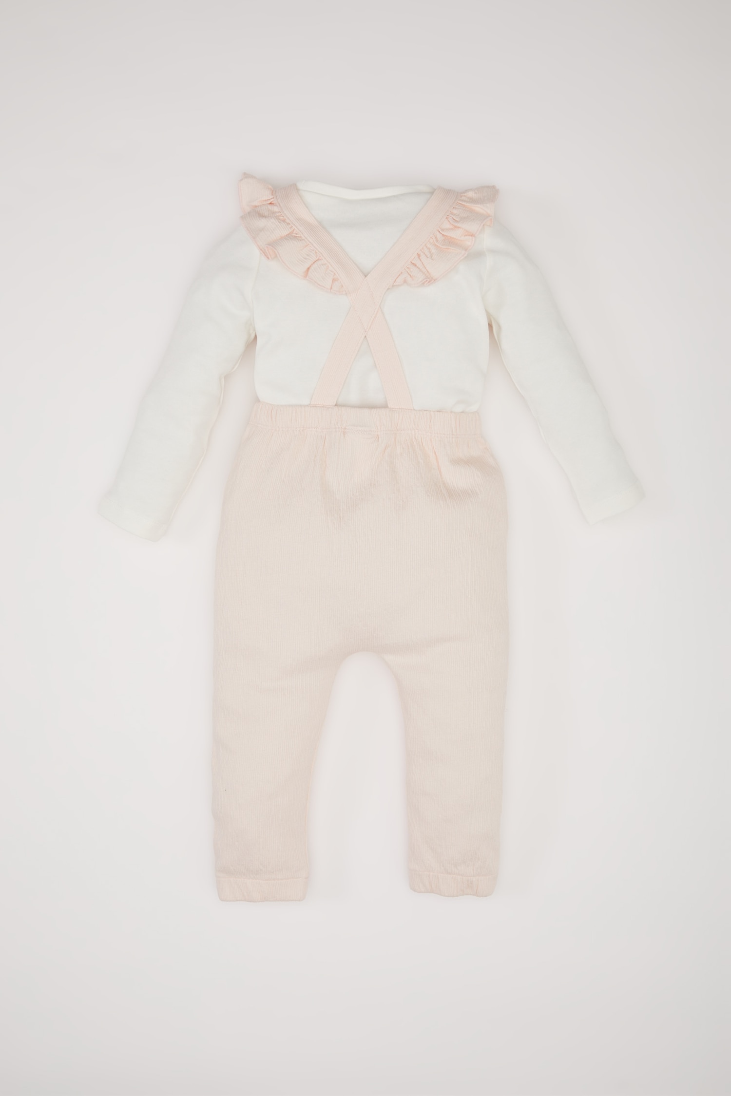 طقم بودي برقبة مستديرة و سالوبيت من قطعتين