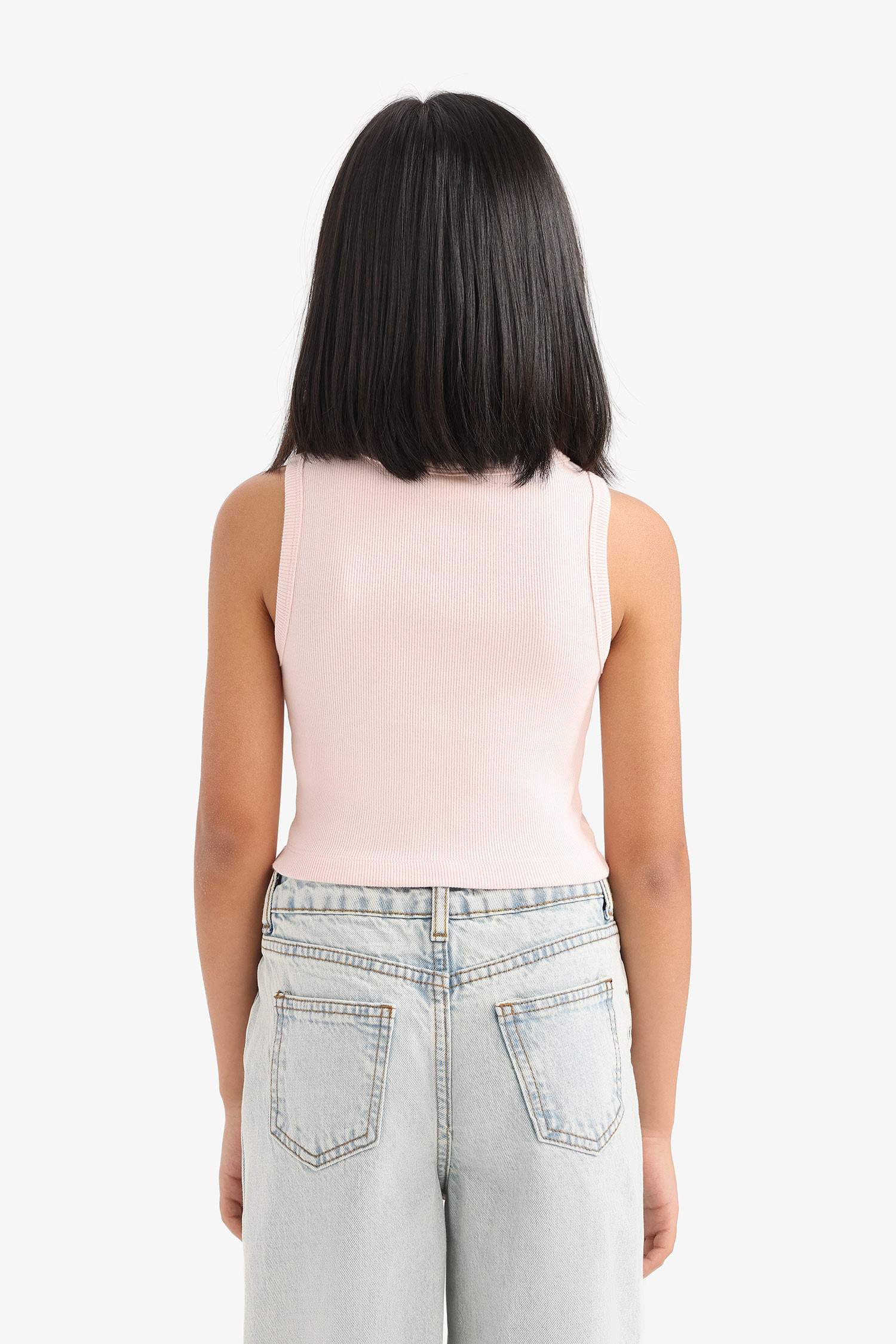 كروب توب بناتي بياخة مستديرة