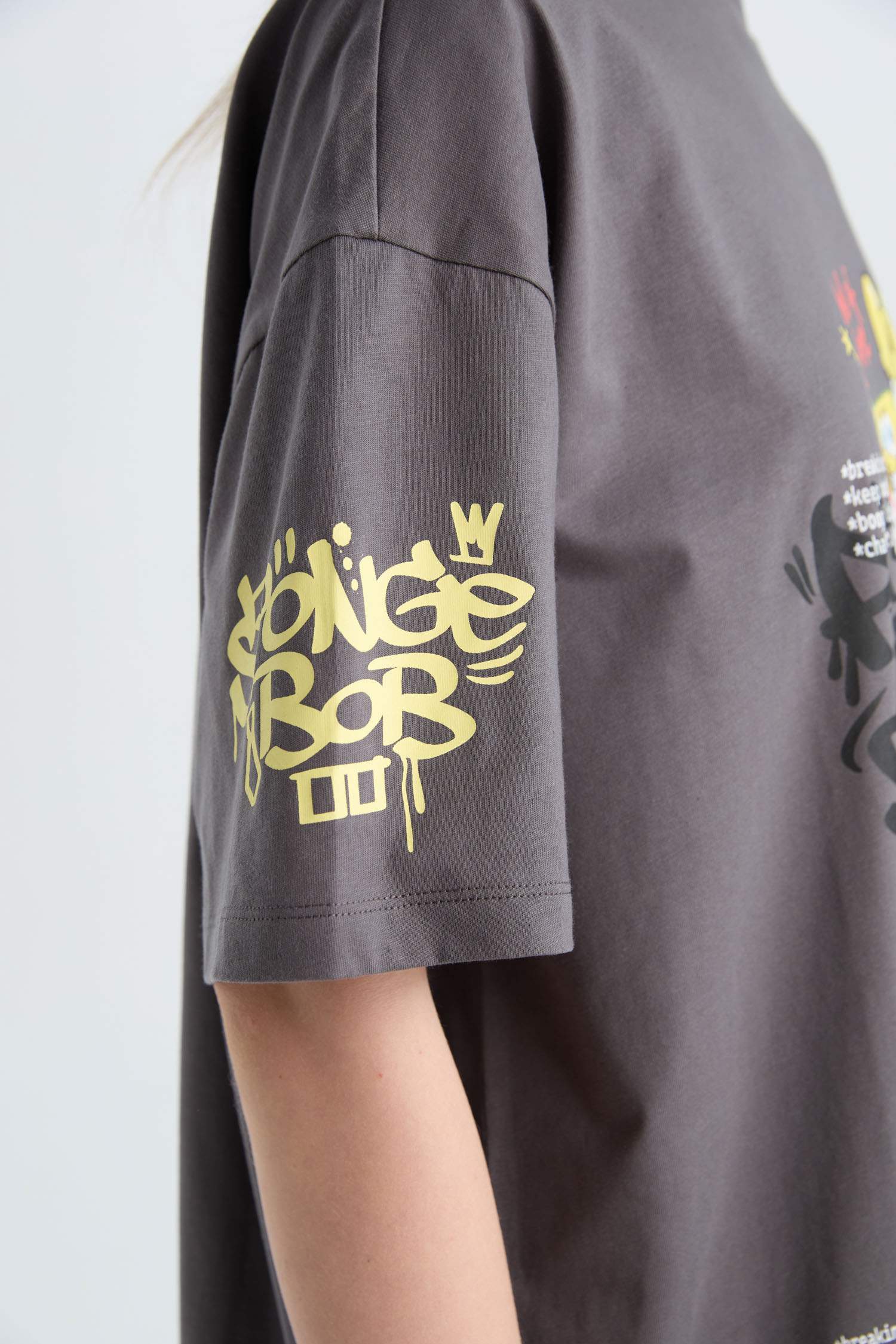 Coool SpongeBob Oversize Geniş Kalıp Bisiklet Yaka Kısa Kollu Tişört