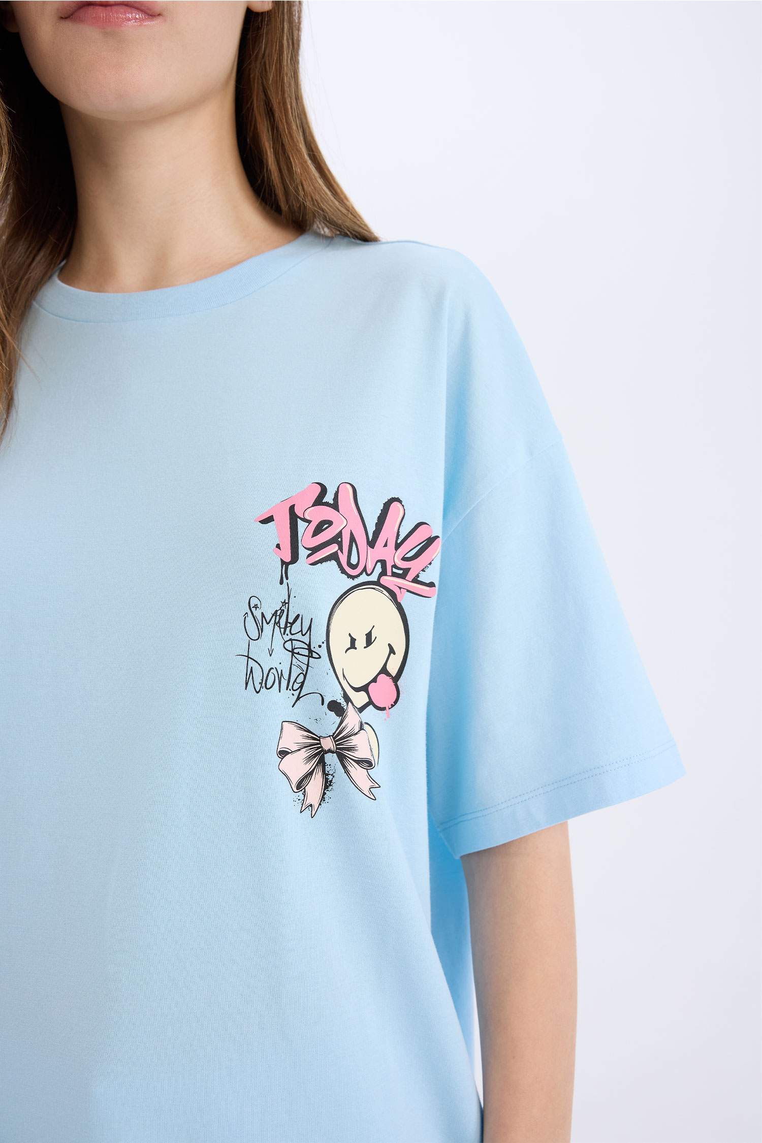 Coool SmileyWorld Лицензиялық дөңгелек жаға үлкен Қысқа жеңді футболка