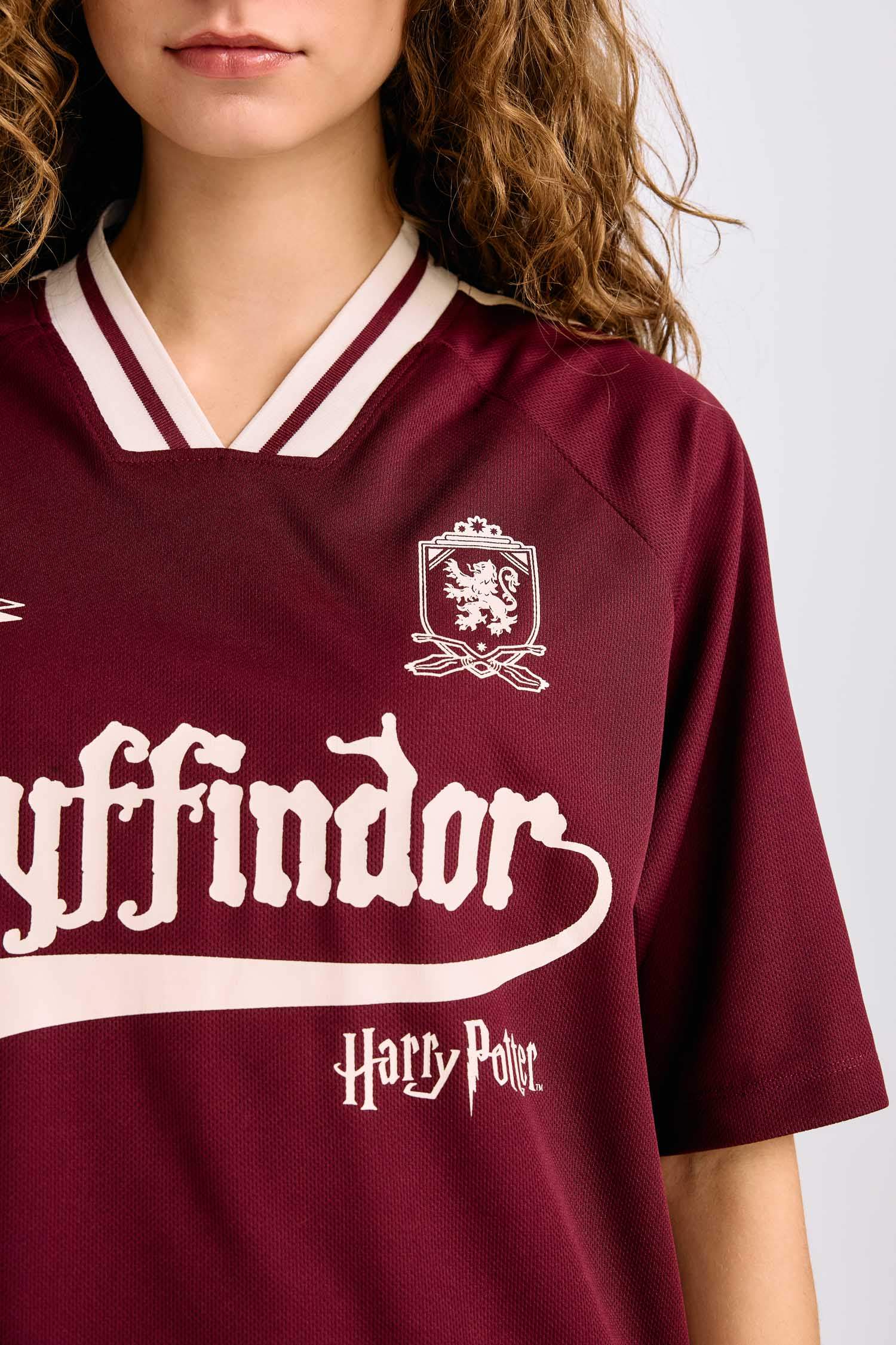 Harry Potter Oversize Geniş Kalıp V Yaka Baskılı Forma Kumaşı Kısa Kollu Tişört