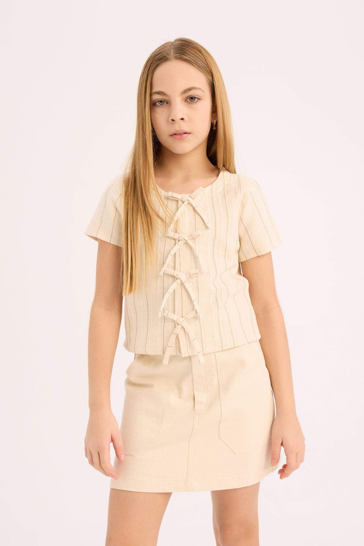 Kız Çocuk Önden Bağlamalı Kısa Kollu Bluz