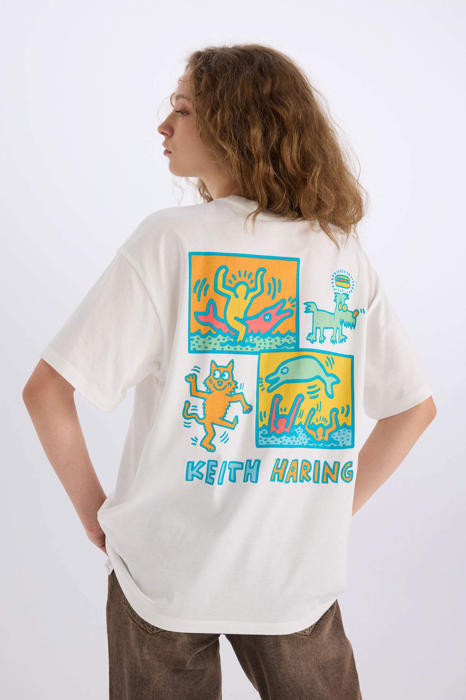 Keith Haring Oversize Geniş Kalıp Bisiklet Yaka Sırt Baskılı Kısa Kollu Tişört