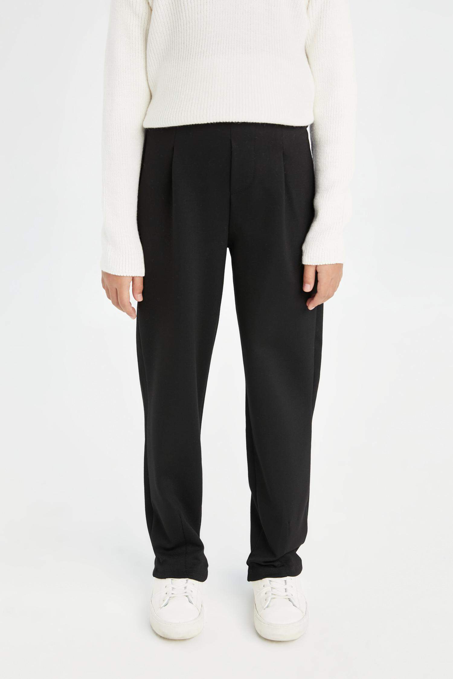 Kız Çocuk Siyah Carrot Fit Havuç Kesim Beli Lastikli Eşofman Altı