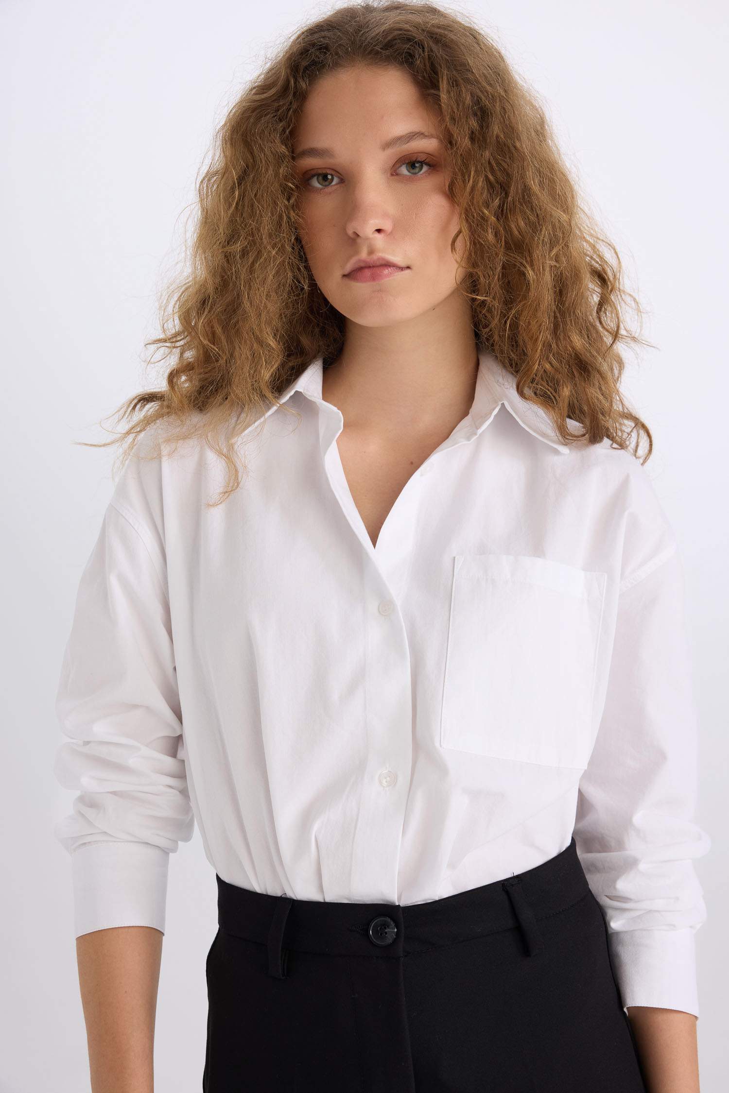 Chemise Oversize à Manches Longues en Popeline avec Poche