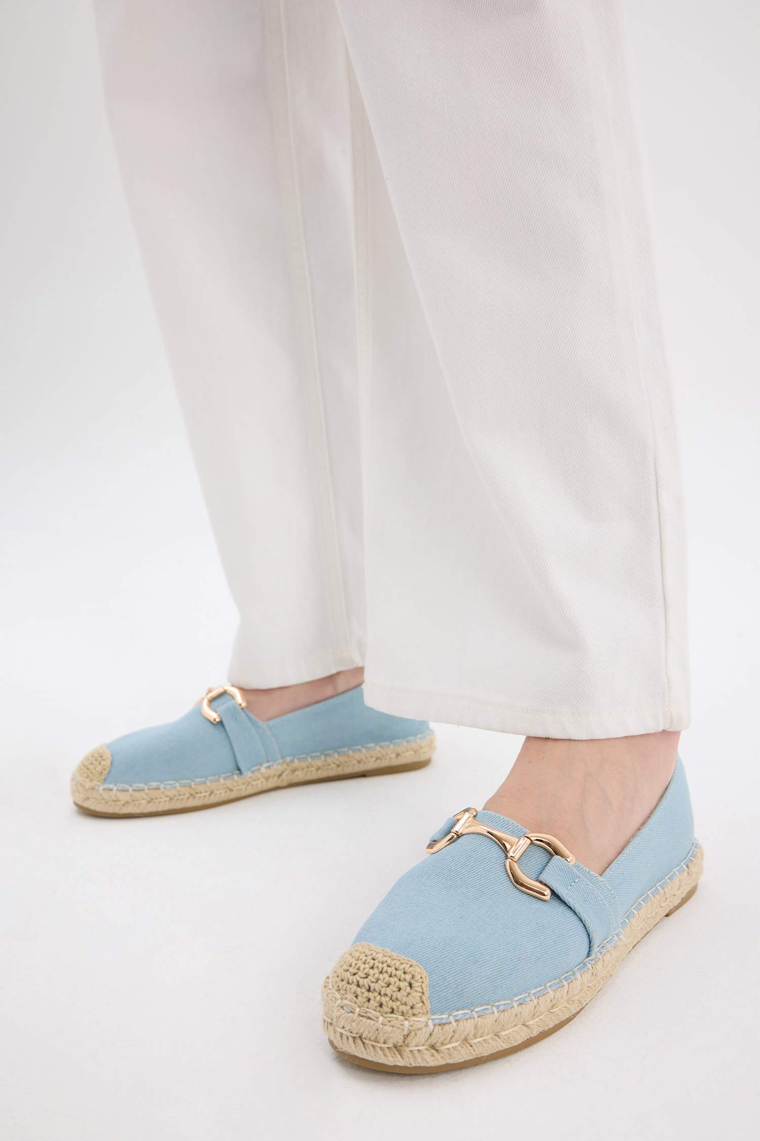 Woman Flat Sole Espadrille Shoes
