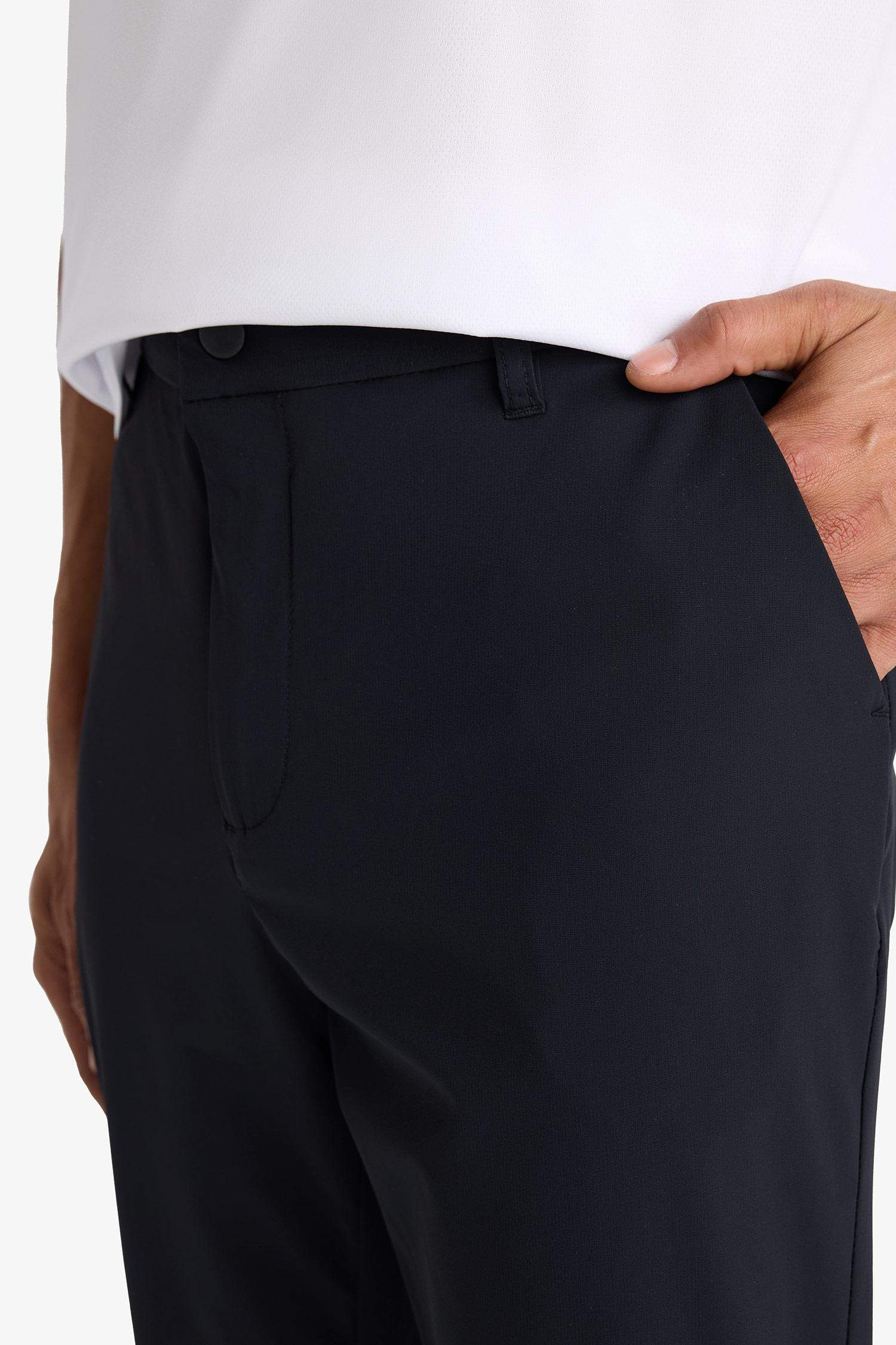 DeFactoFit Slim Fit Dar Kesim Standart Paça Dokuma Sporcu Pantolon