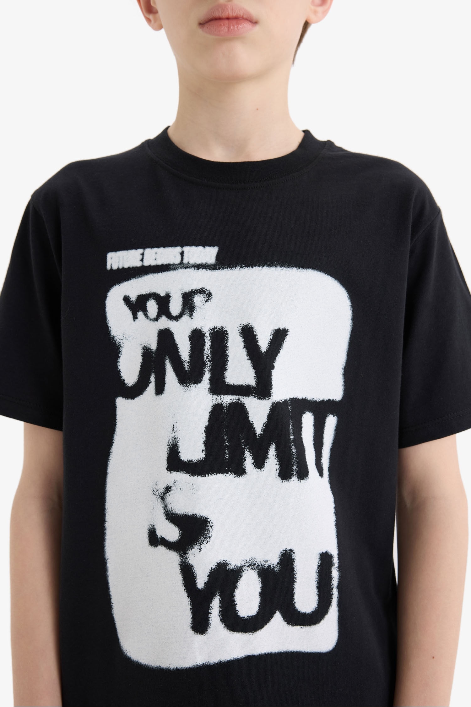 Erkek Çocuk Bisiklet Yaka Baskılı Kısa Kollu Tişört