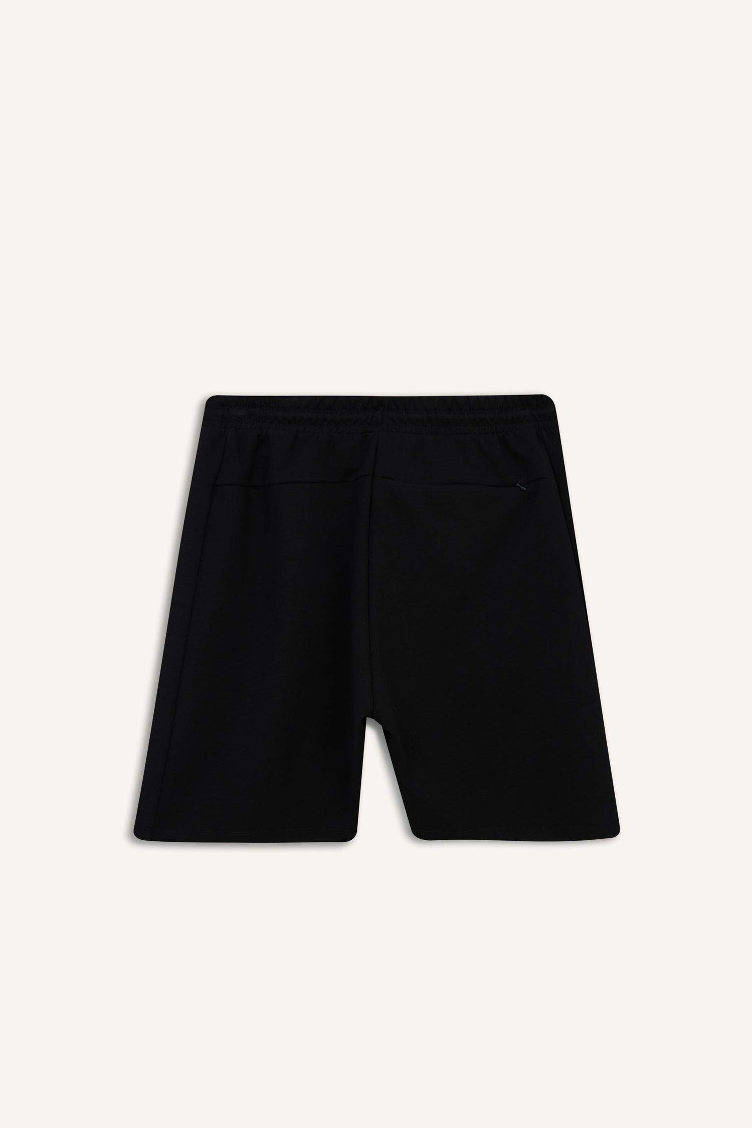 شورت رياضي قصة عادية مطبوع بسحاب من DeFactoFit