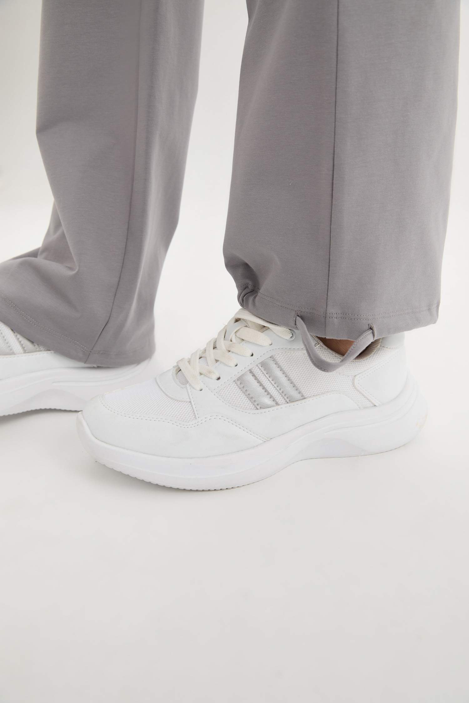 Flare Fit Yüksek Bel İspanyol Paça Sporcu Pantolon