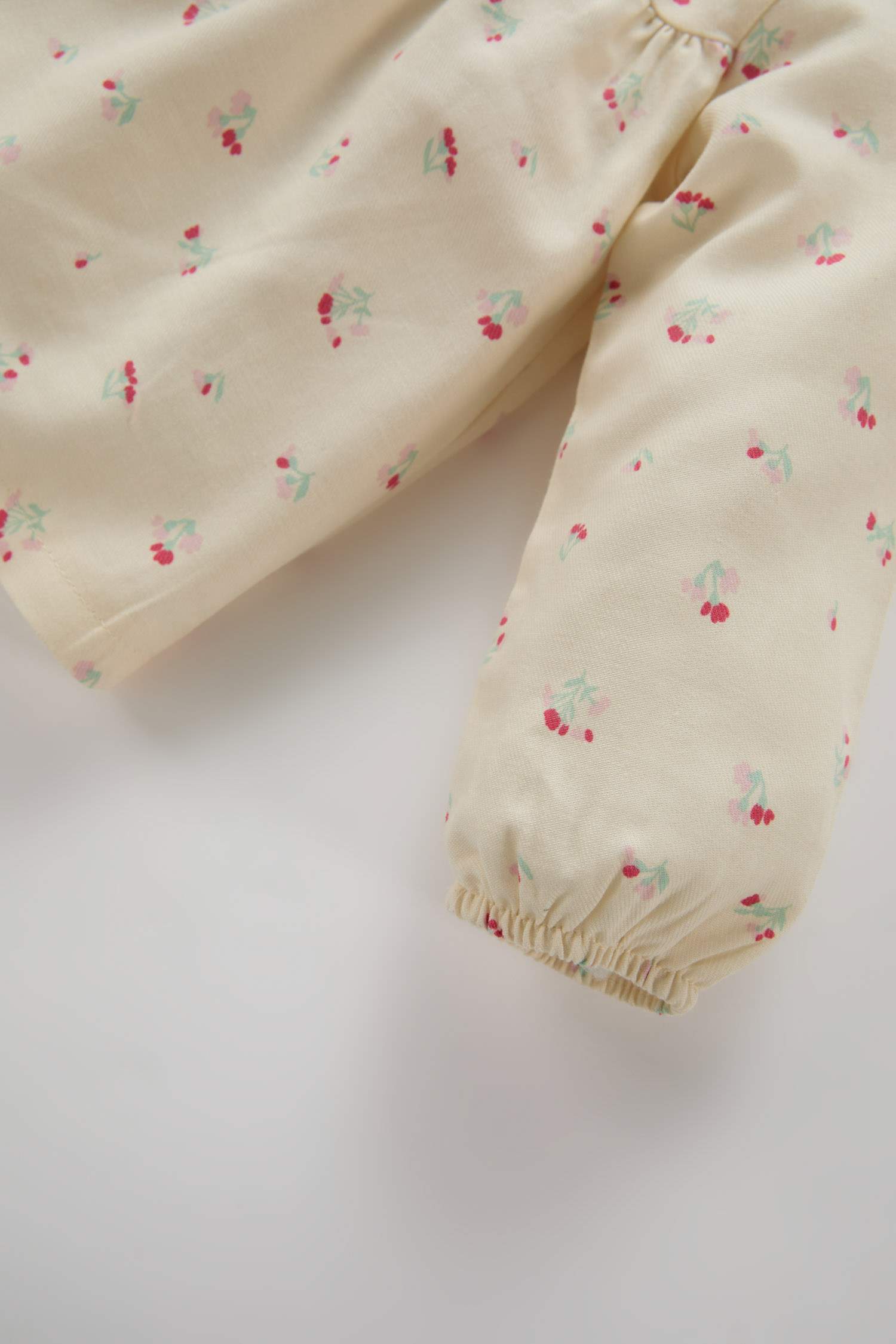 Kız Bebek Bebe Yaka Çiçekli Twill Uzun Kollu Gömlek