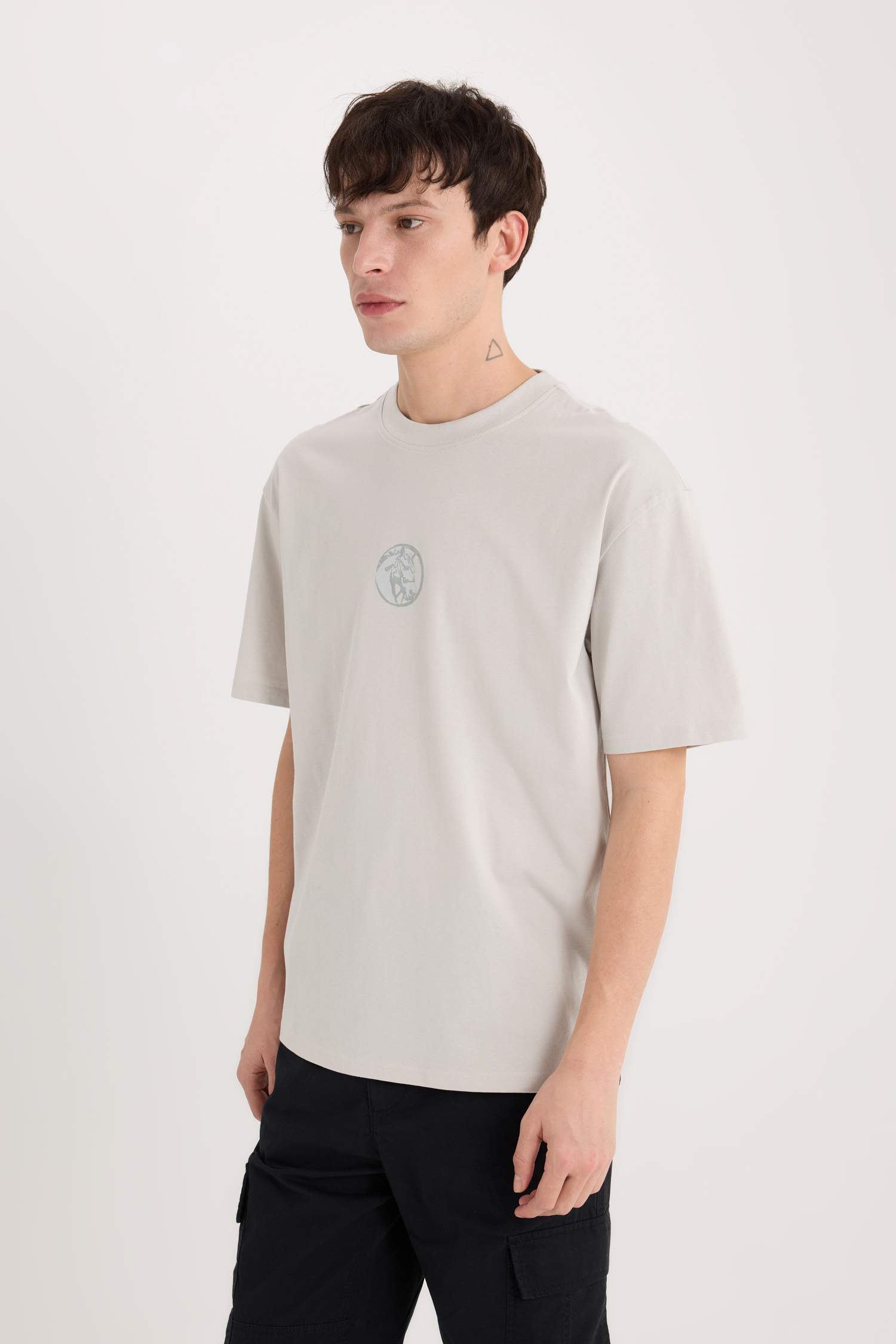 Boxy Fit Crew Neck Printed Short Sleeve T-Shirt