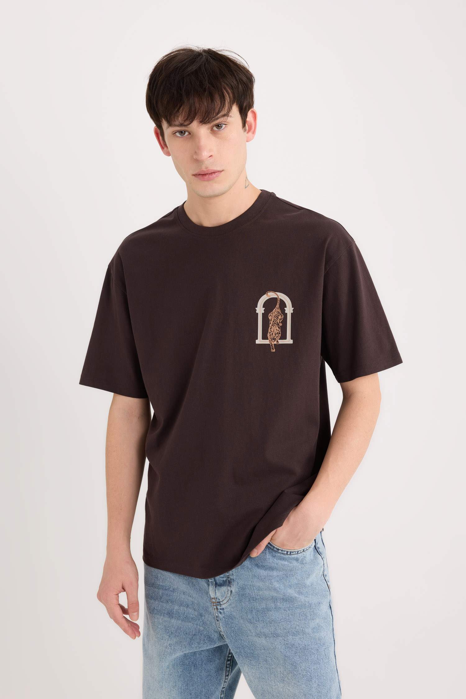 дөңгелек жаға үлкен Қысқа жеңді футболка