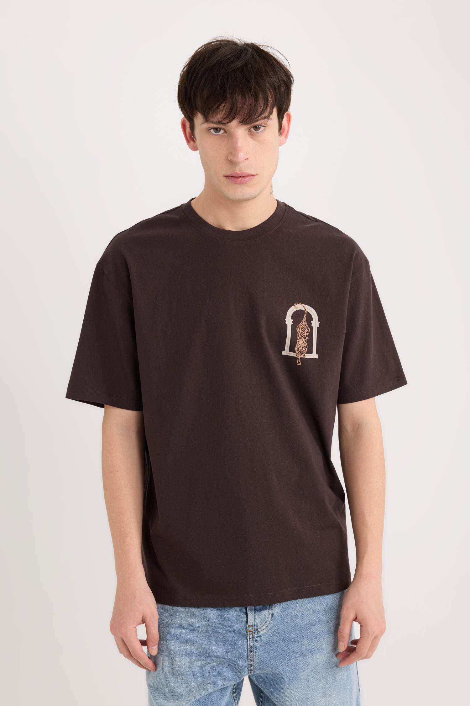 дөңгелек жаға үлкен Қысқа жеңді футболка